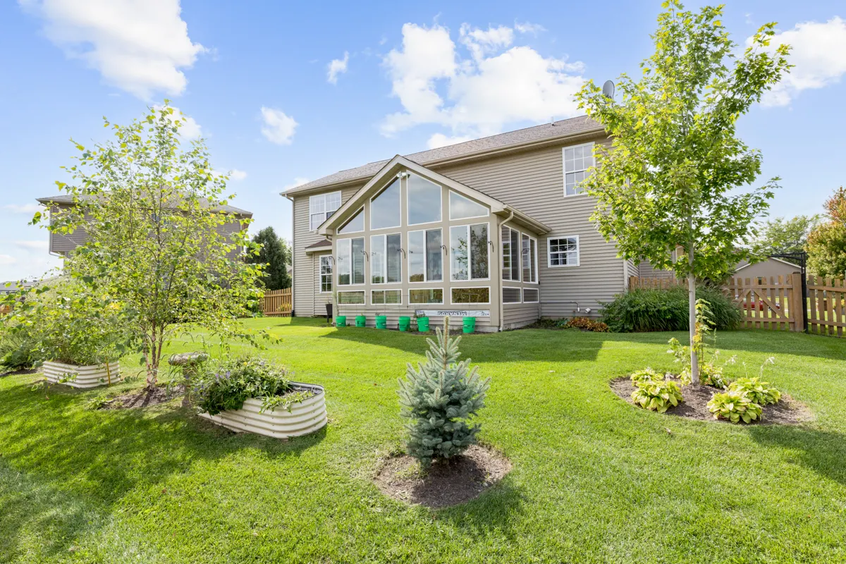 675 Hunters  Path IL