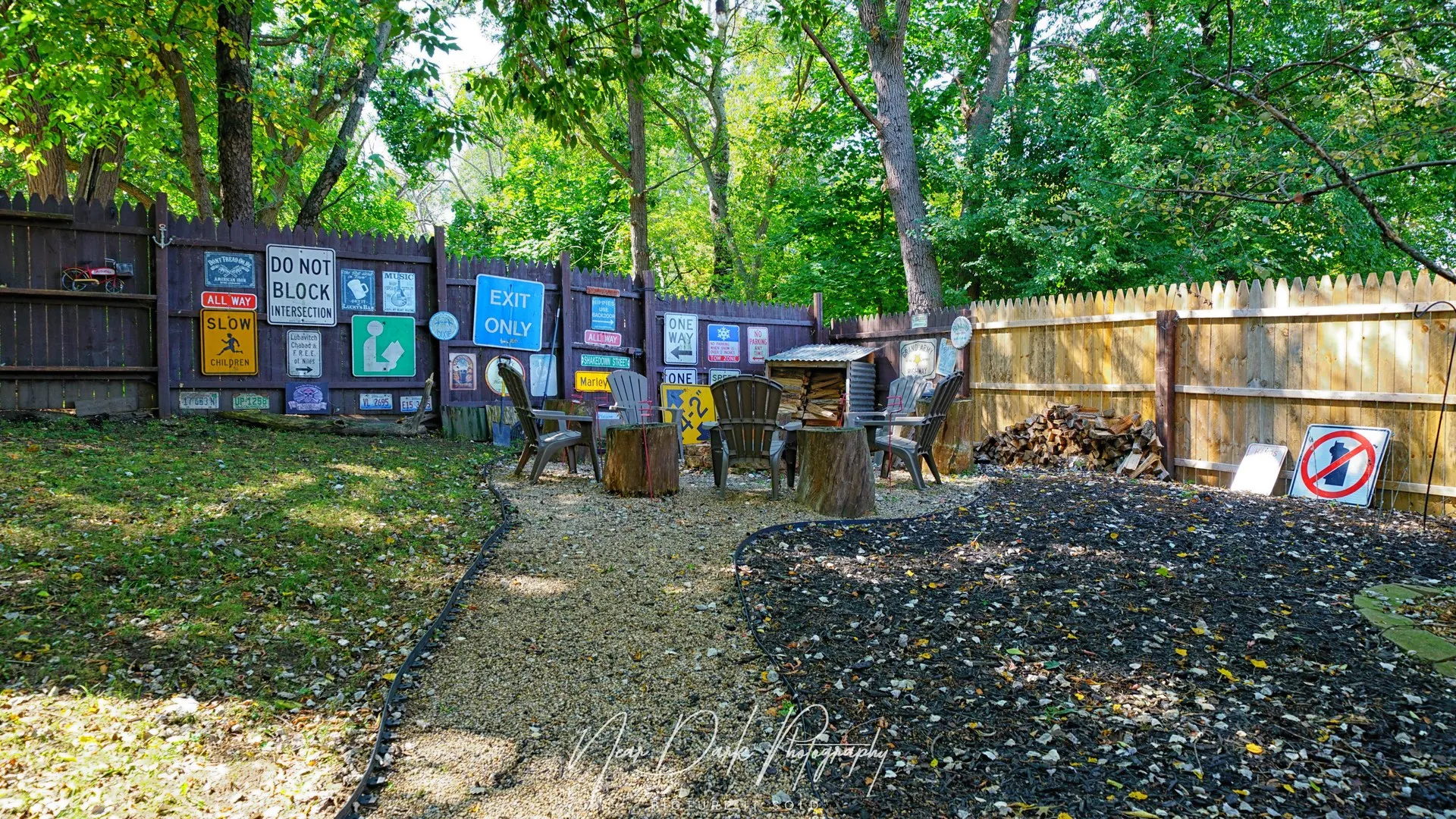 127 E GRAND Avenue IL