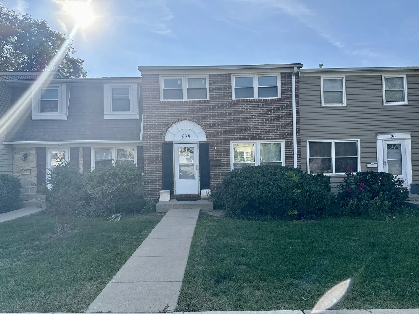 938 CARDIFF Court IL