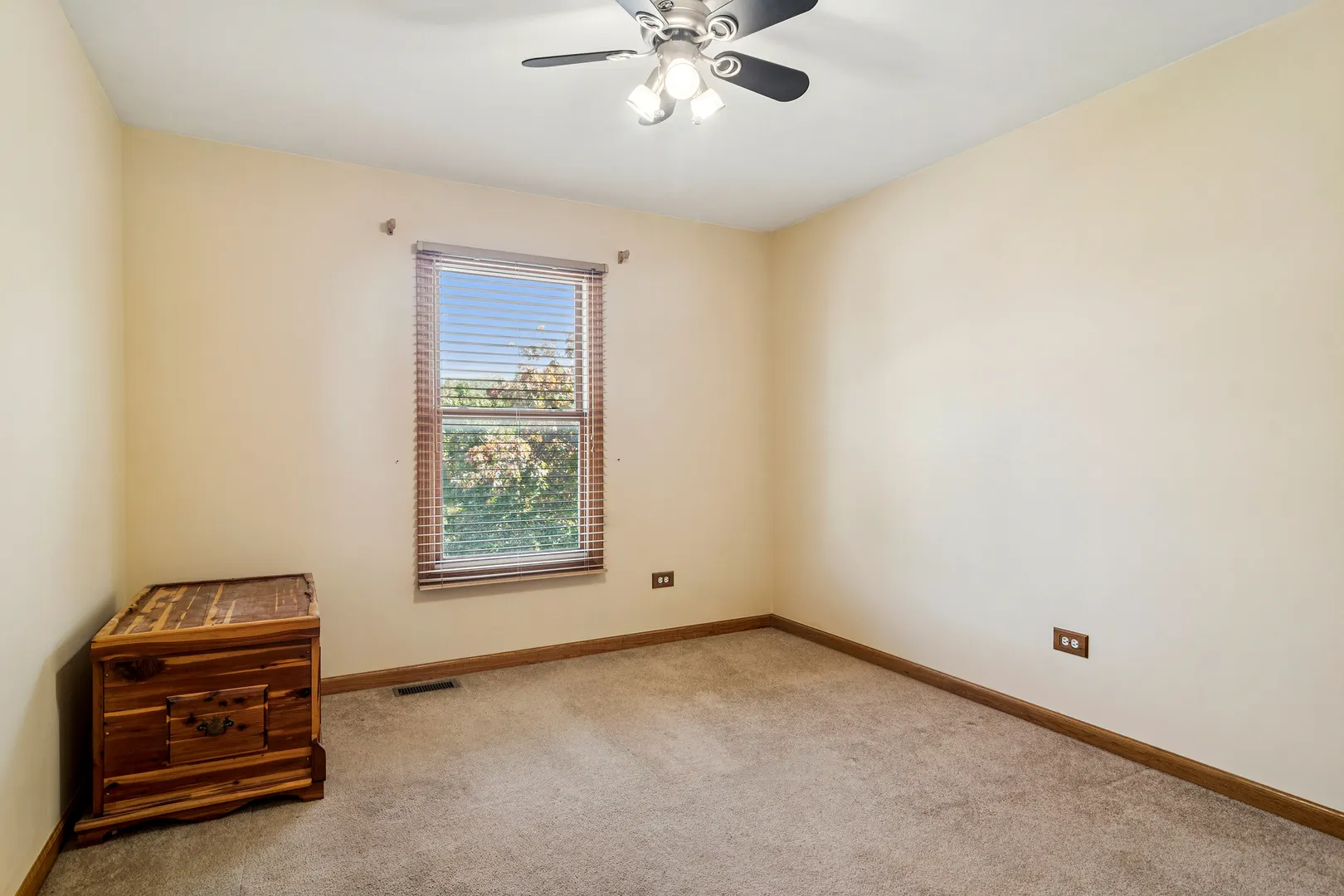 1315 Bonnie Brae Drive IL