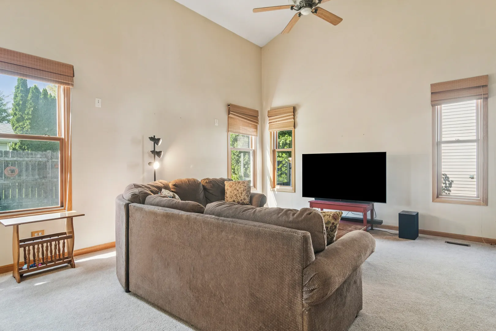1315 Bonnie Brae Drive IL