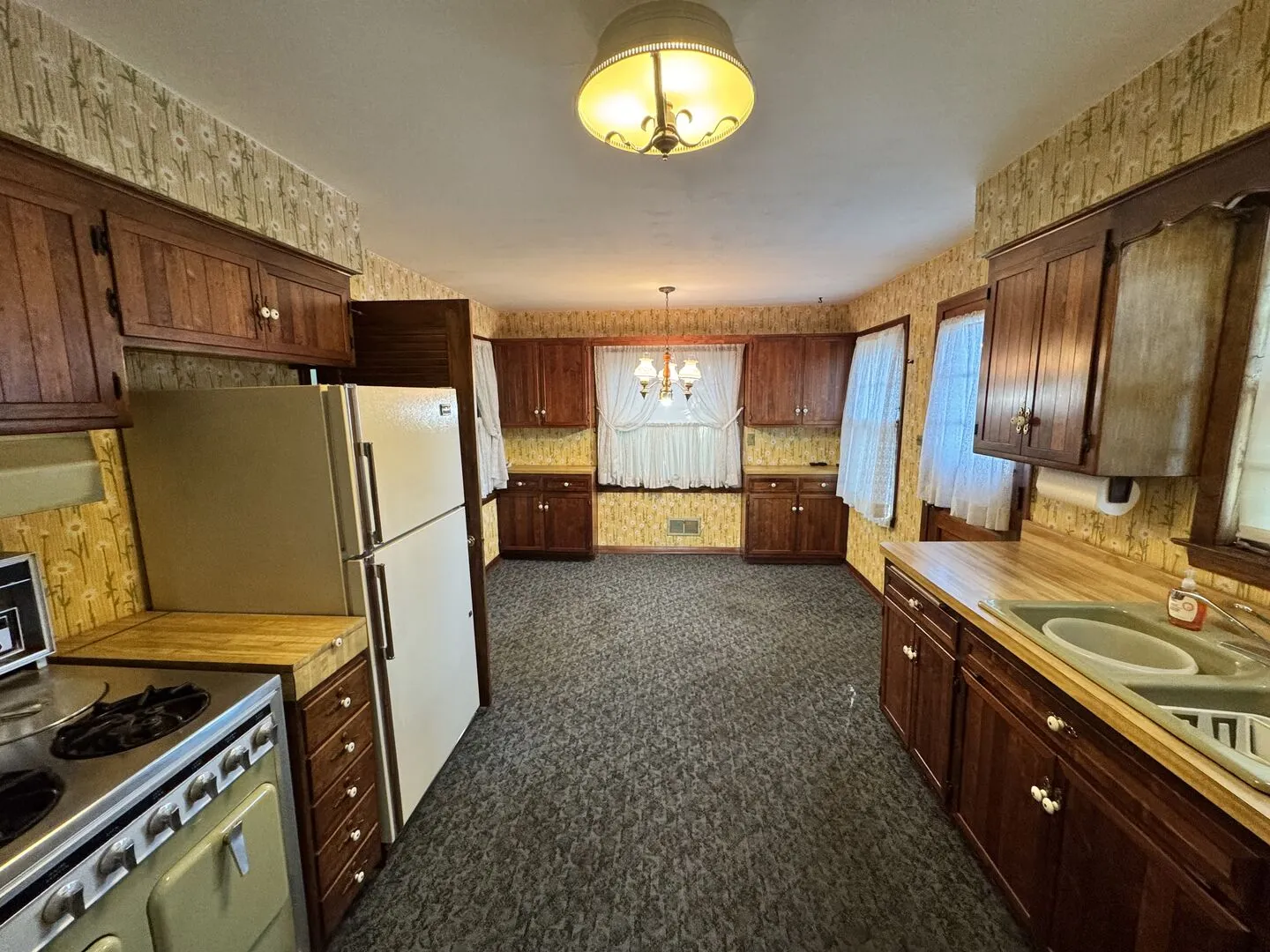 9417 S 77th Avenue IL