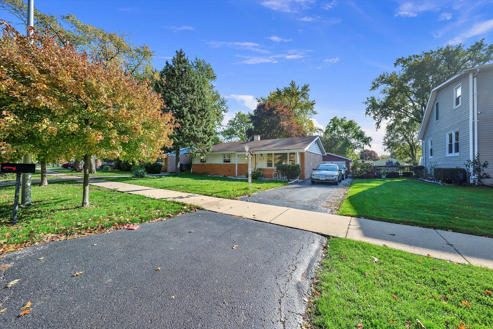 5023 W 81st Street IL