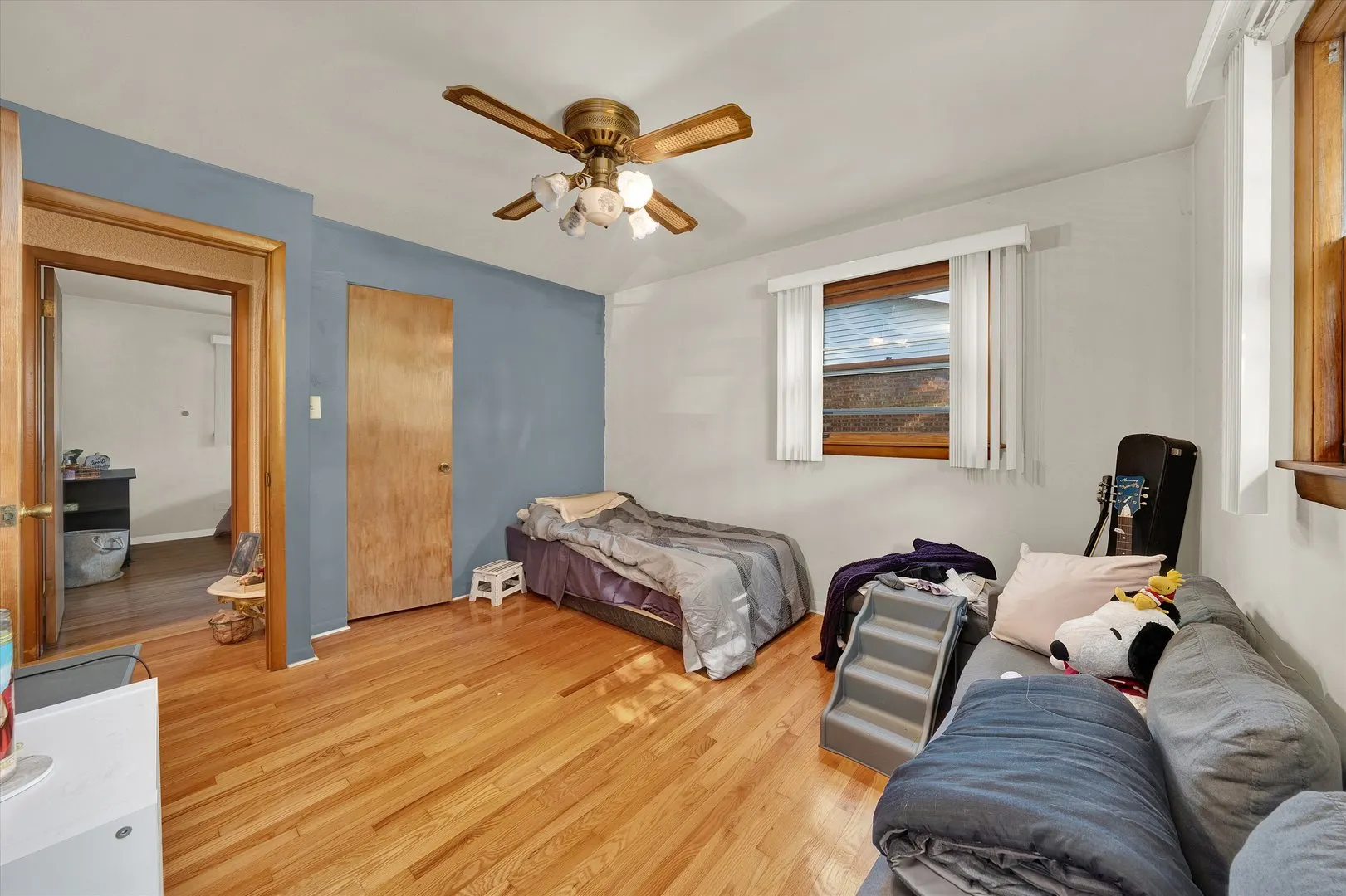 5023 W 81st Street IL