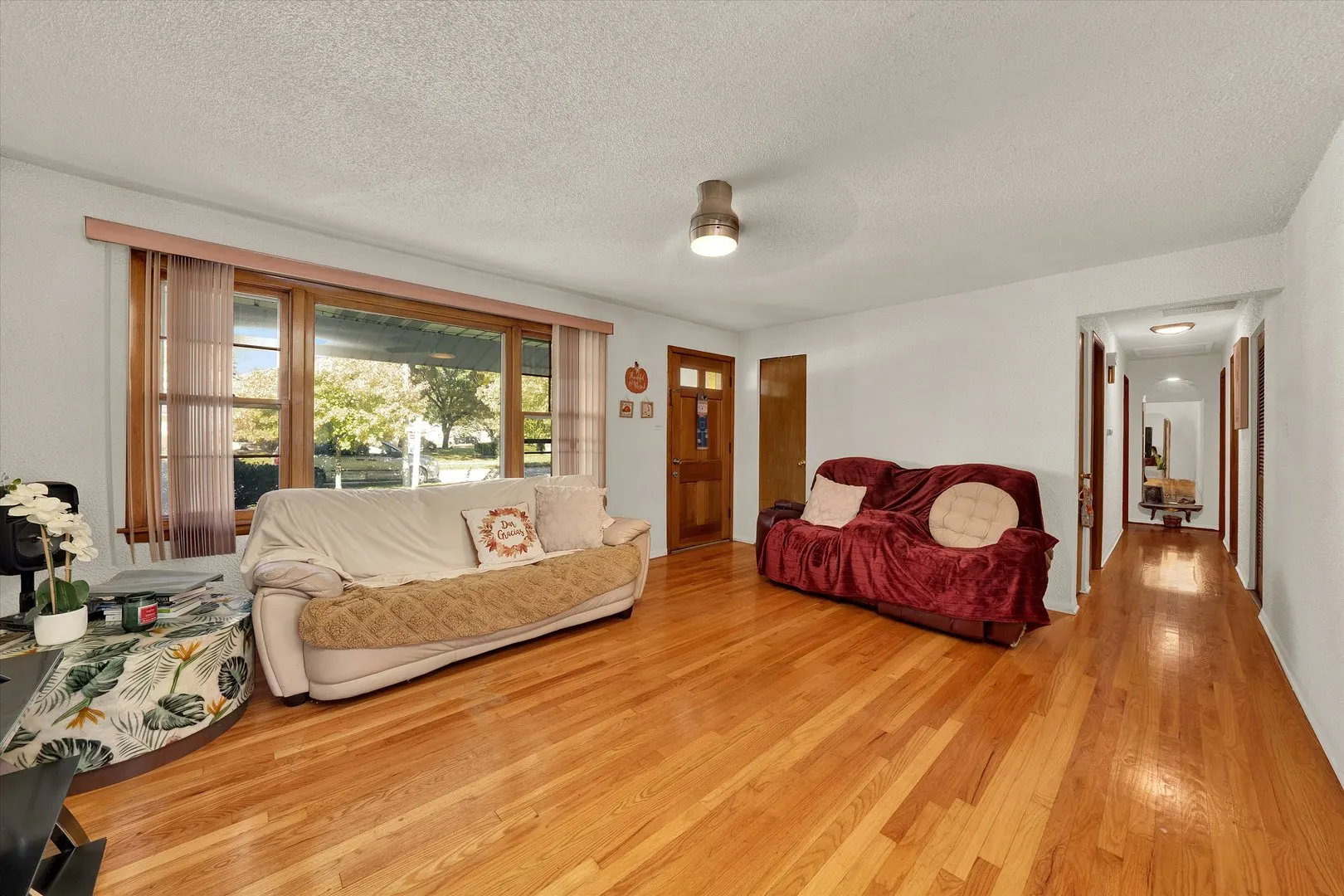 5023 W 81st Street IL