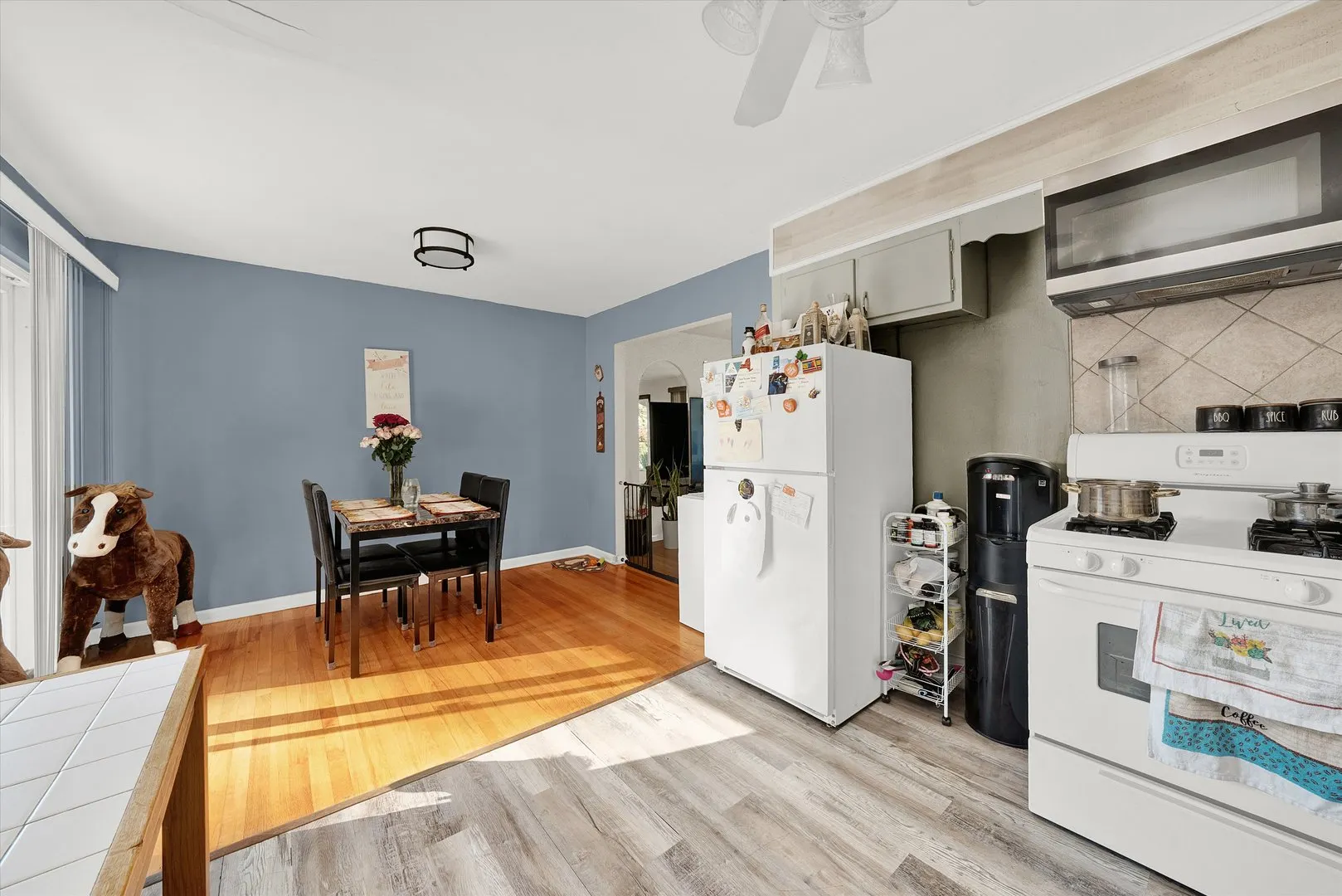 5023 W 81st Street IL