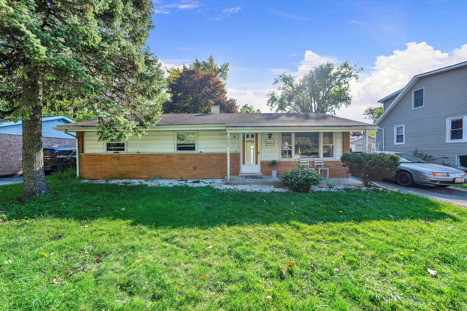 5023 W 81st Street IL