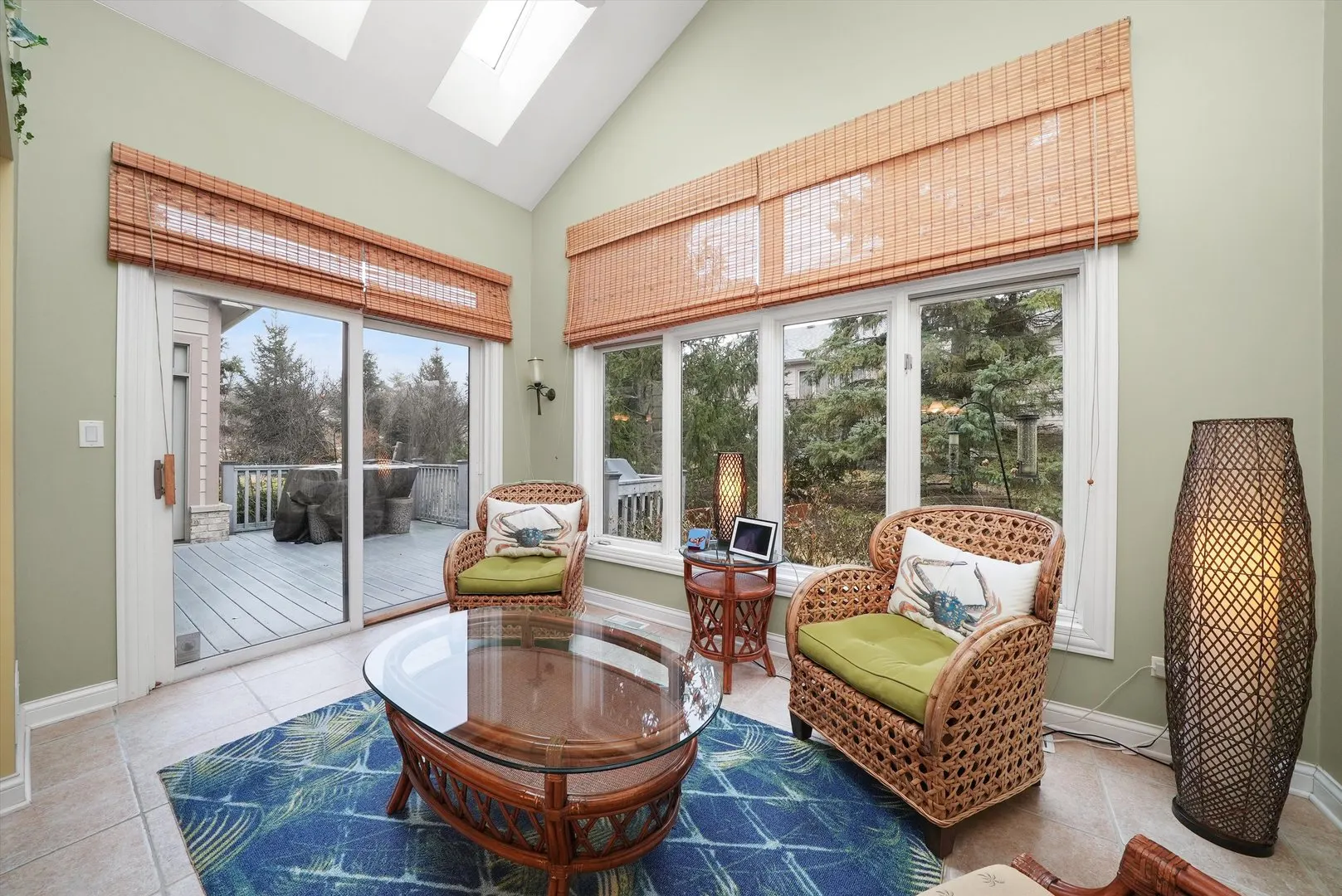 19 LAUGHRY Lane IL