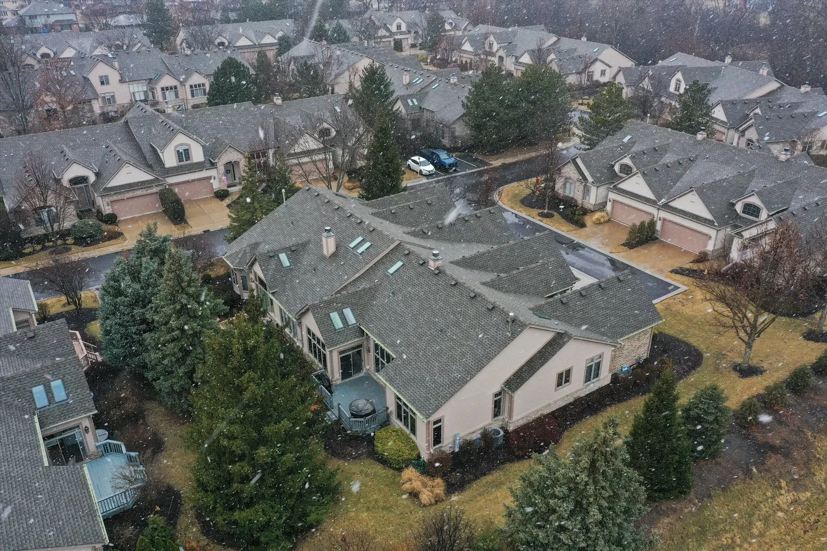 19 LAUGHRY Lane IL