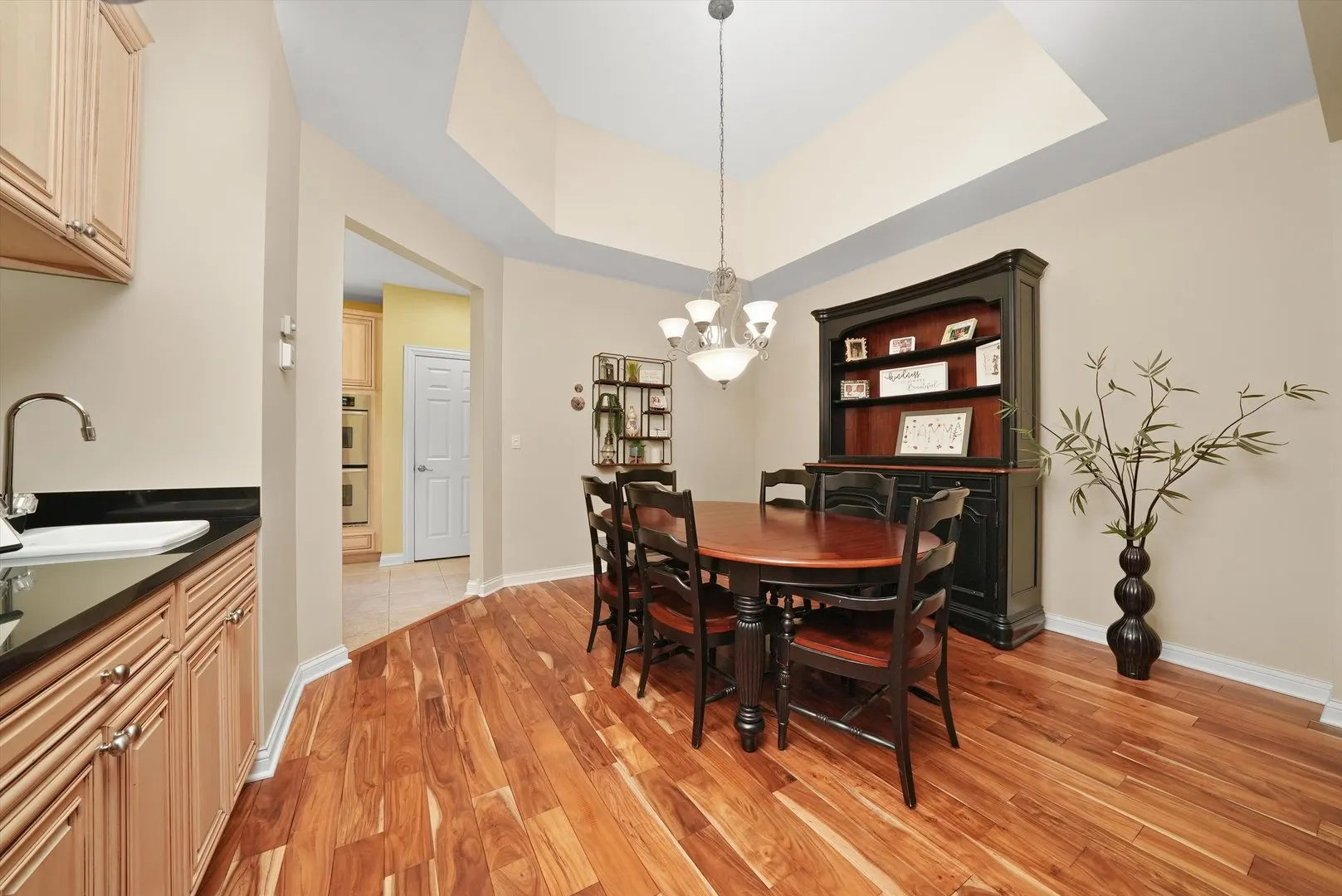 19 LAUGHRY Lane IL