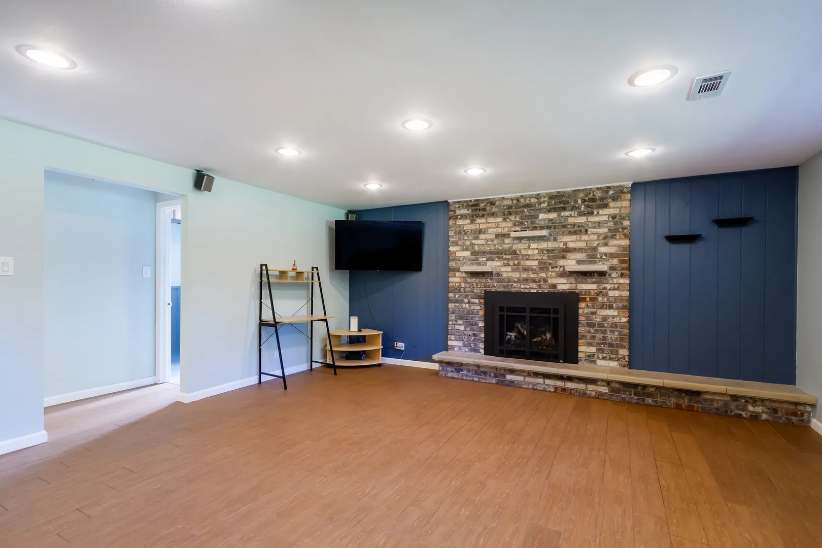 1150 Attleboro Court IL