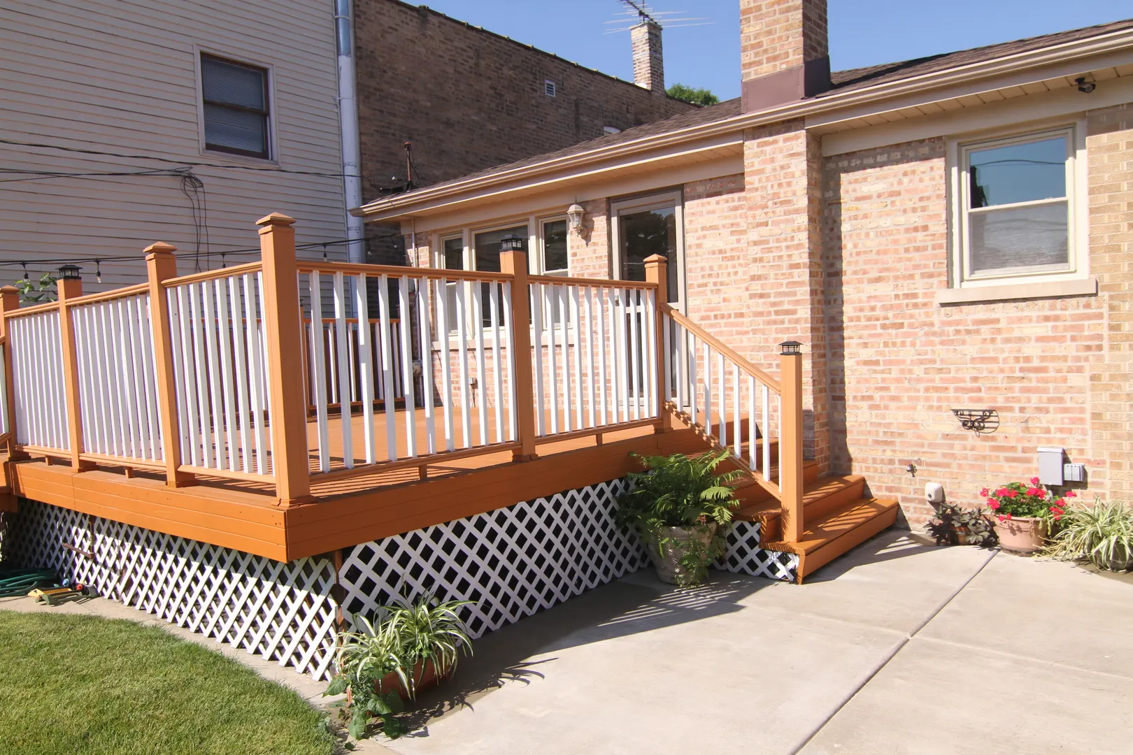 3759 N Pioneer Avenue IL