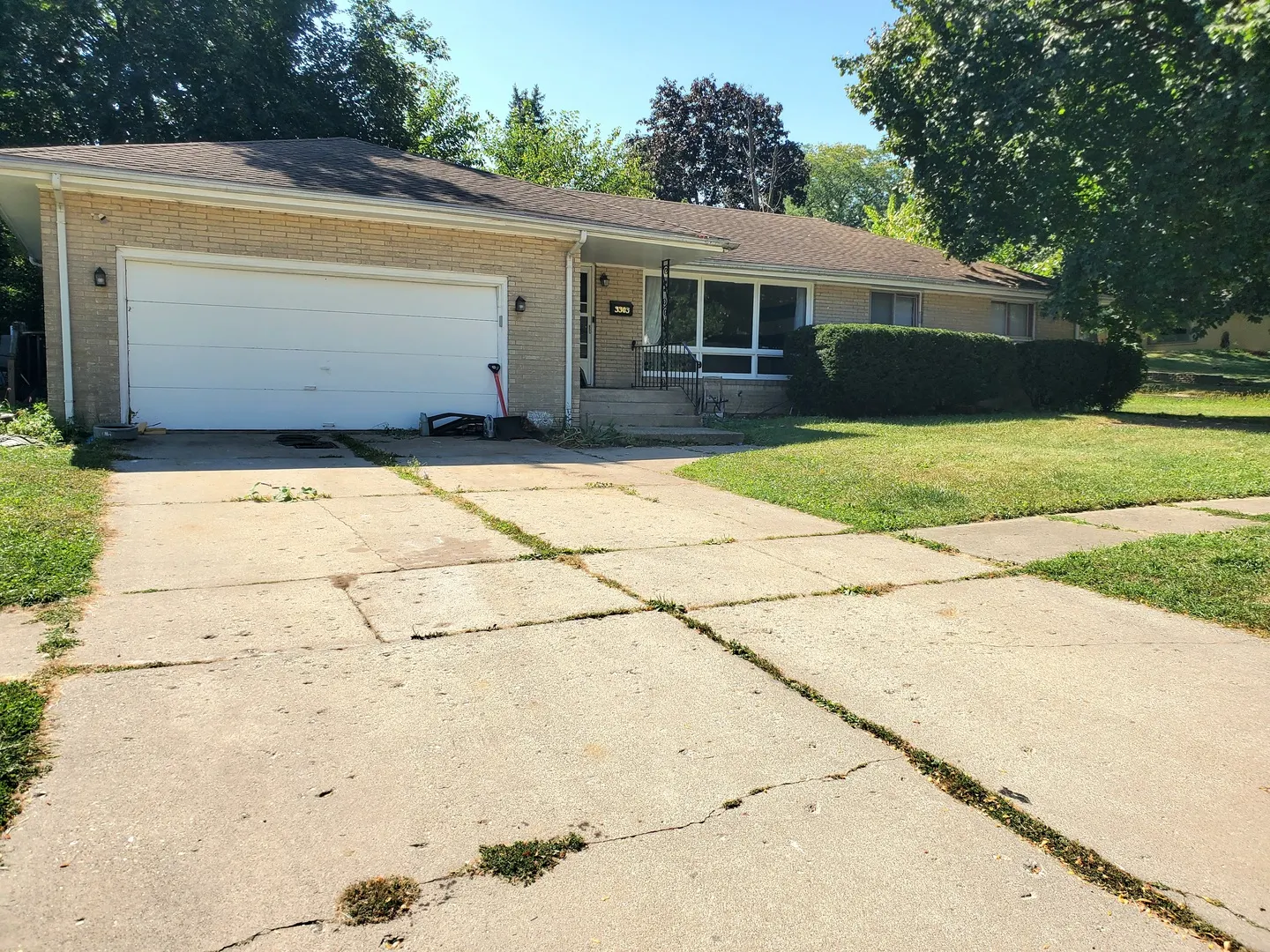 3303 Greenwood Avenue IL