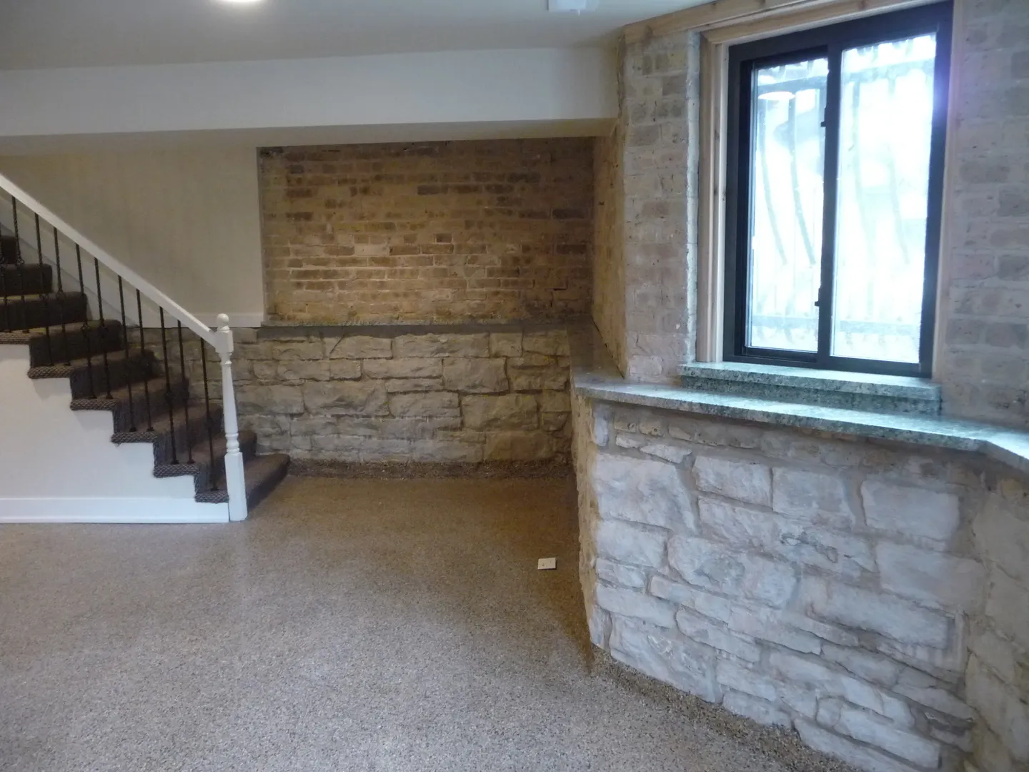 1803 W Superior Street GDN IL