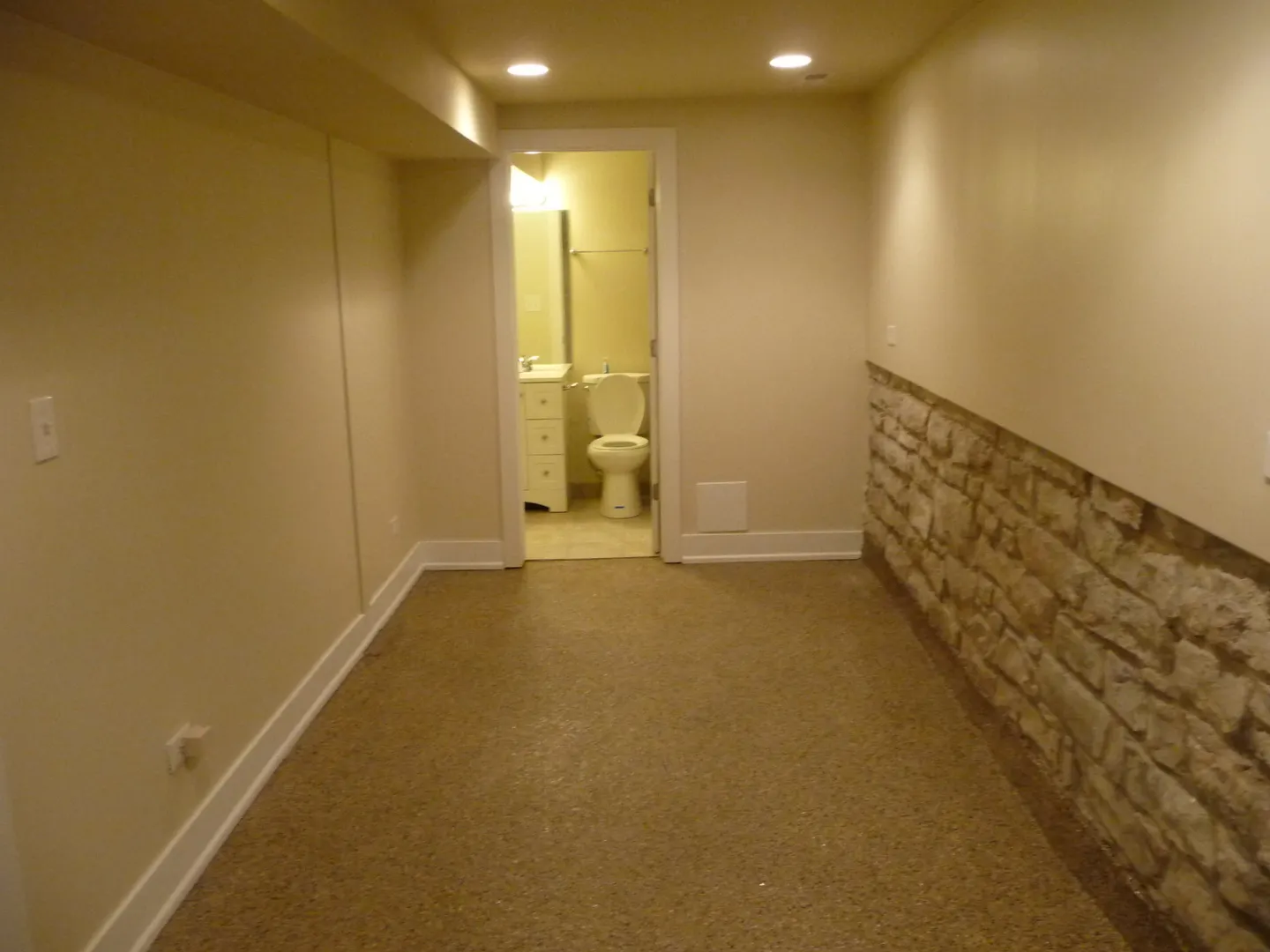 1803 W Superior Street GDN IL