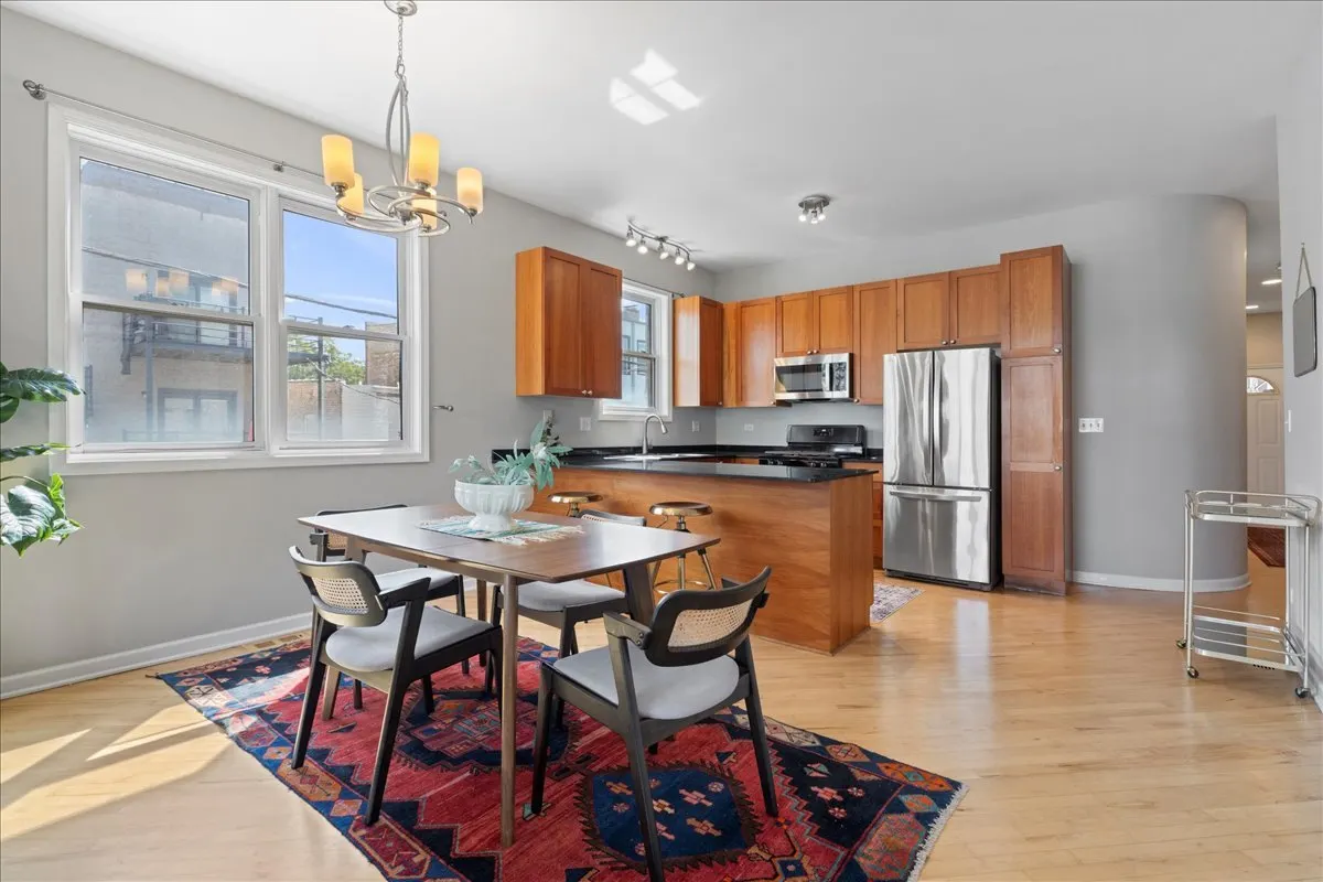 2215 W Augusta Boulevard 2E IL