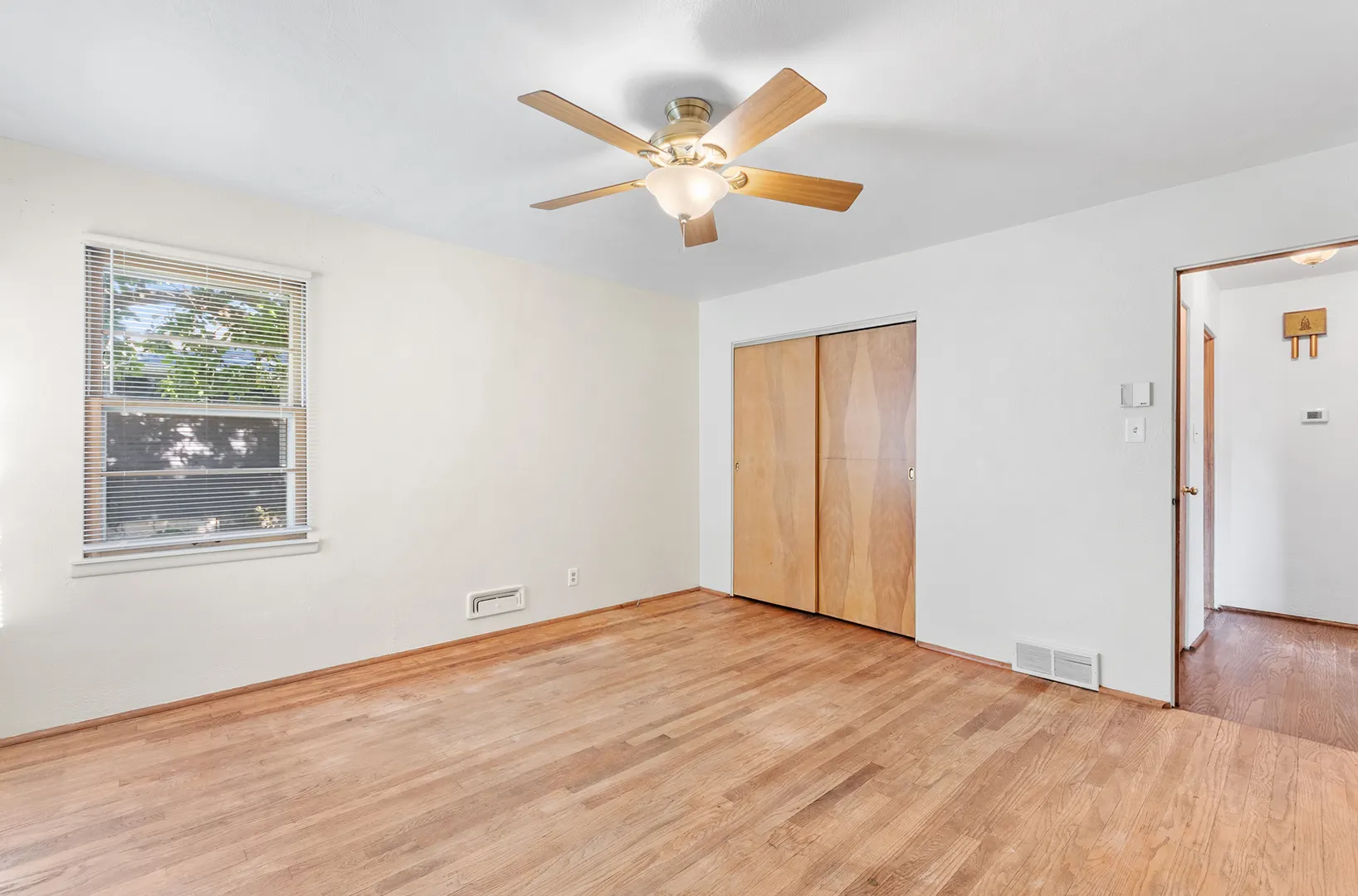 1303 Colorado Avenue IL