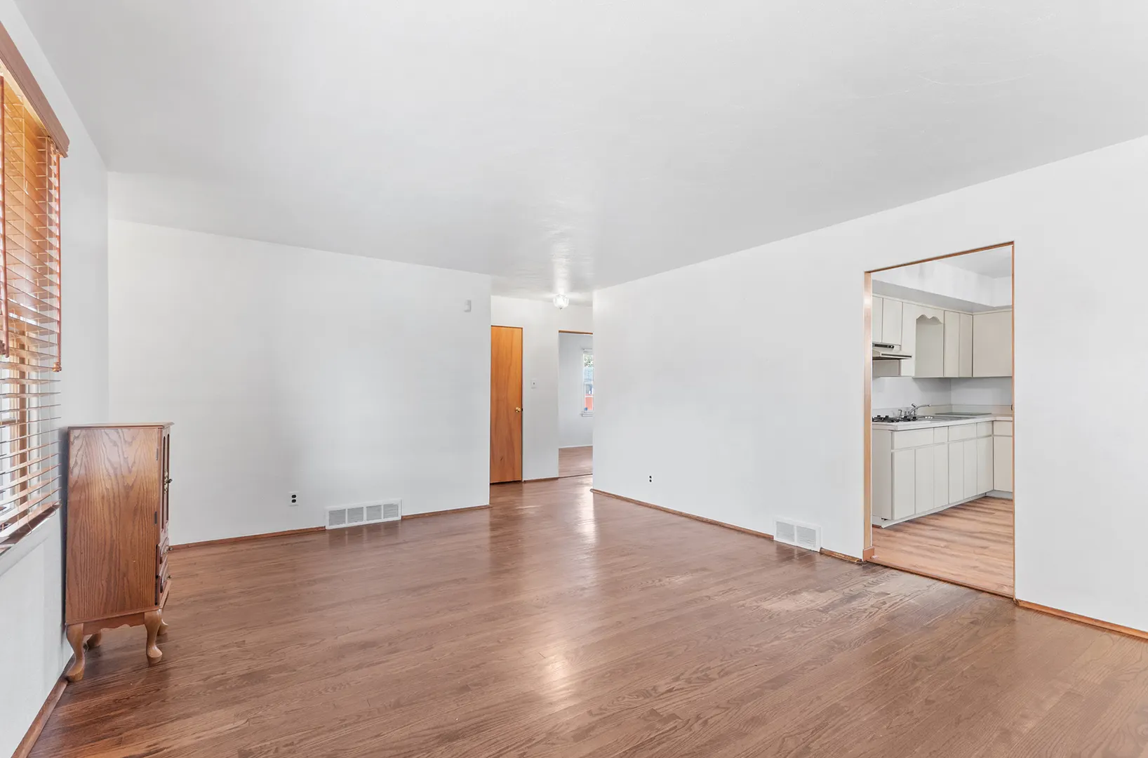 1303 Colorado Avenue IL