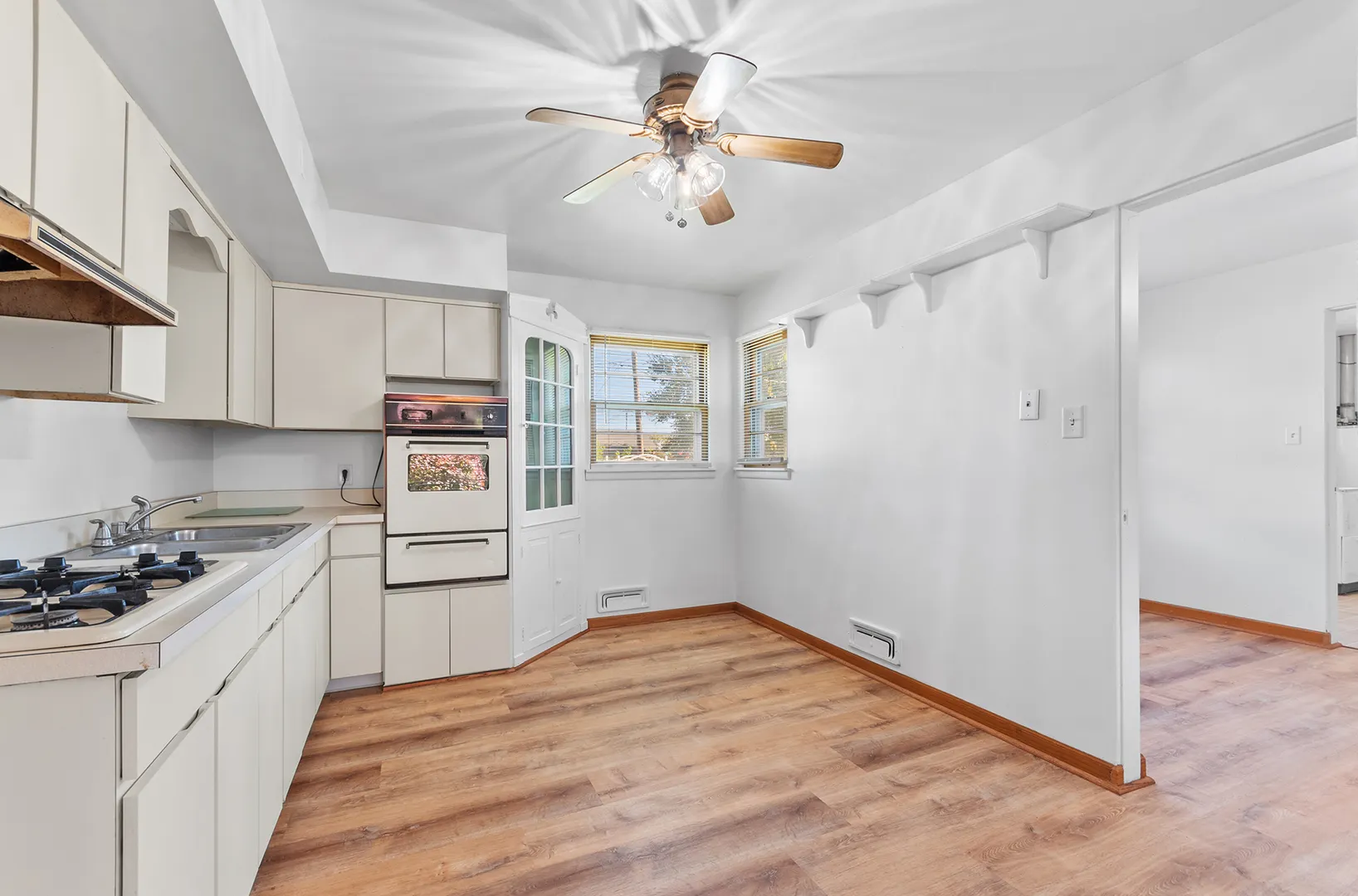 1303 Colorado Avenue IL