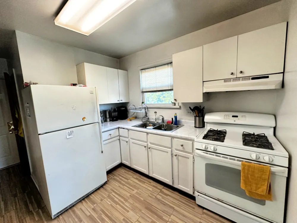 3900 W Diversey Avenue 2F IL
