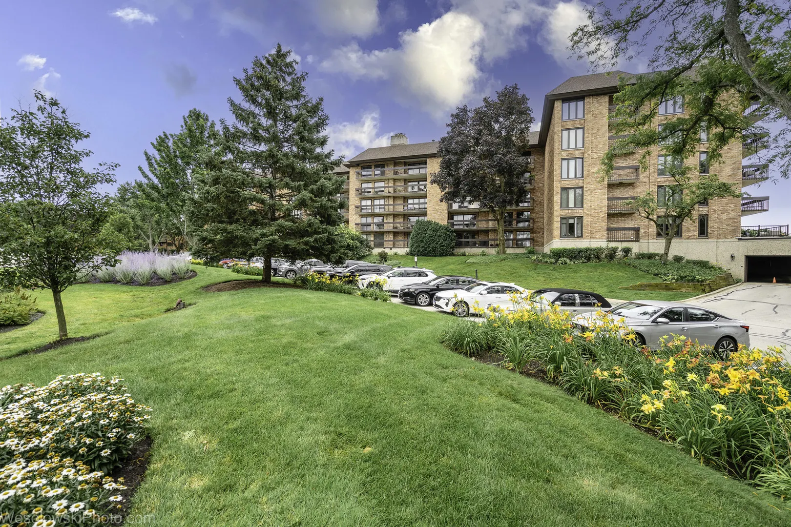 3801 Mission Hills Road 204 IL