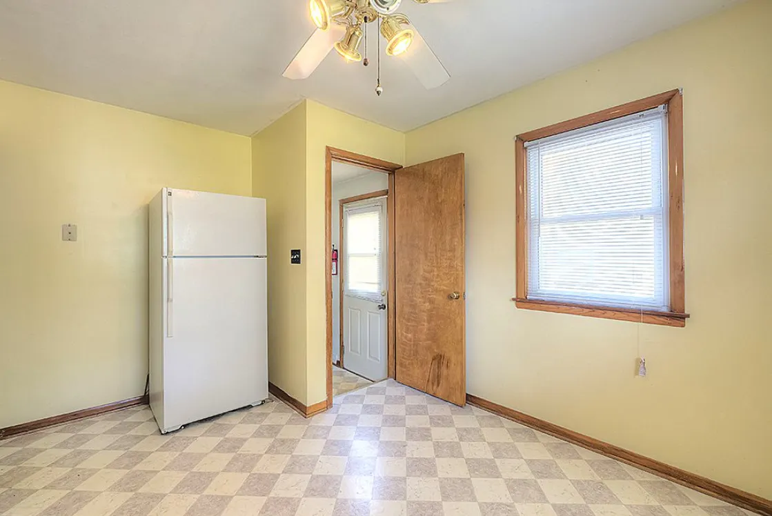 1720 Paradise Boulevard IL