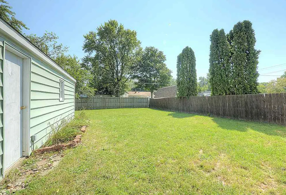 1720 Paradise Boulevard IL