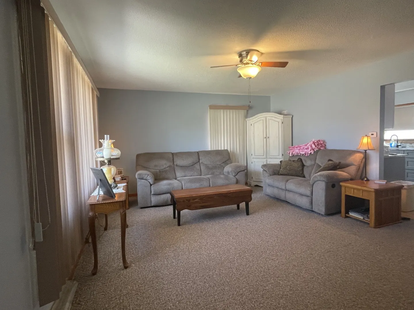 1614 16th Avenue IL