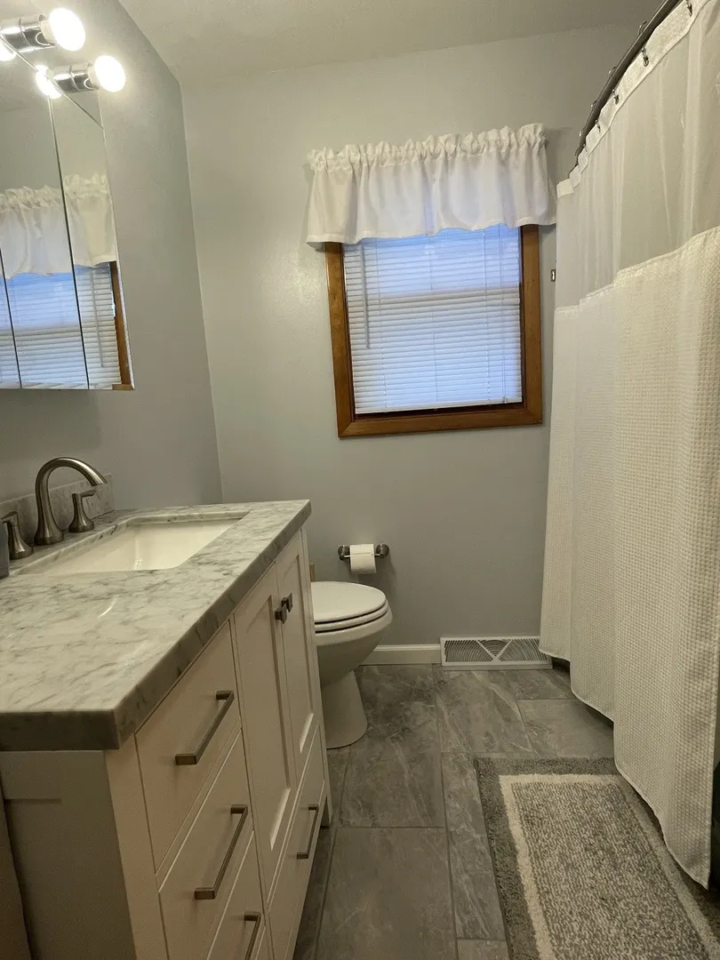 1614 16th Avenue IL