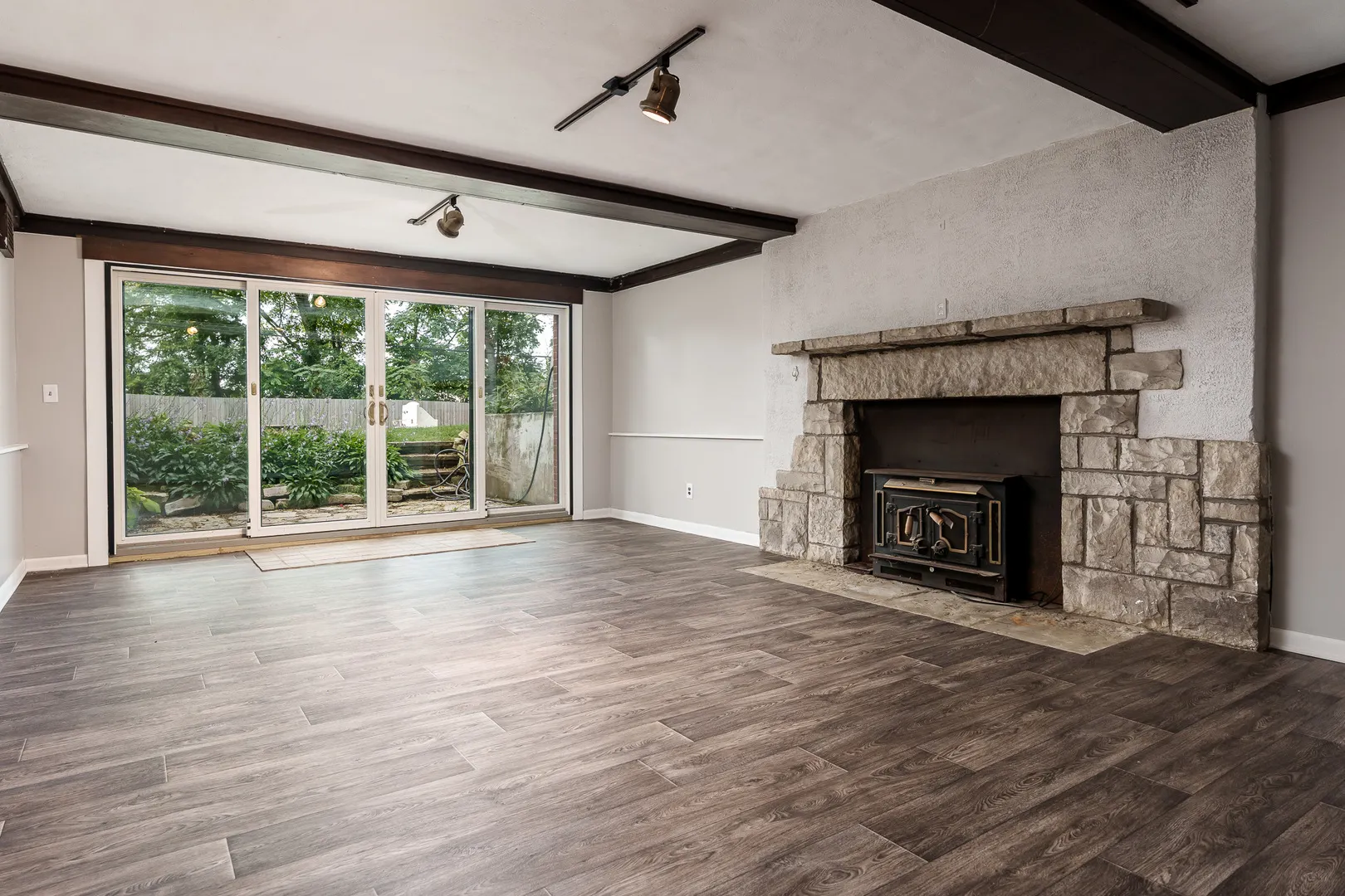 2014 Glenview Road IL