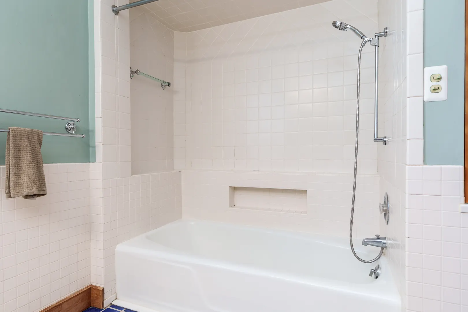 2014 Glenview Road IL