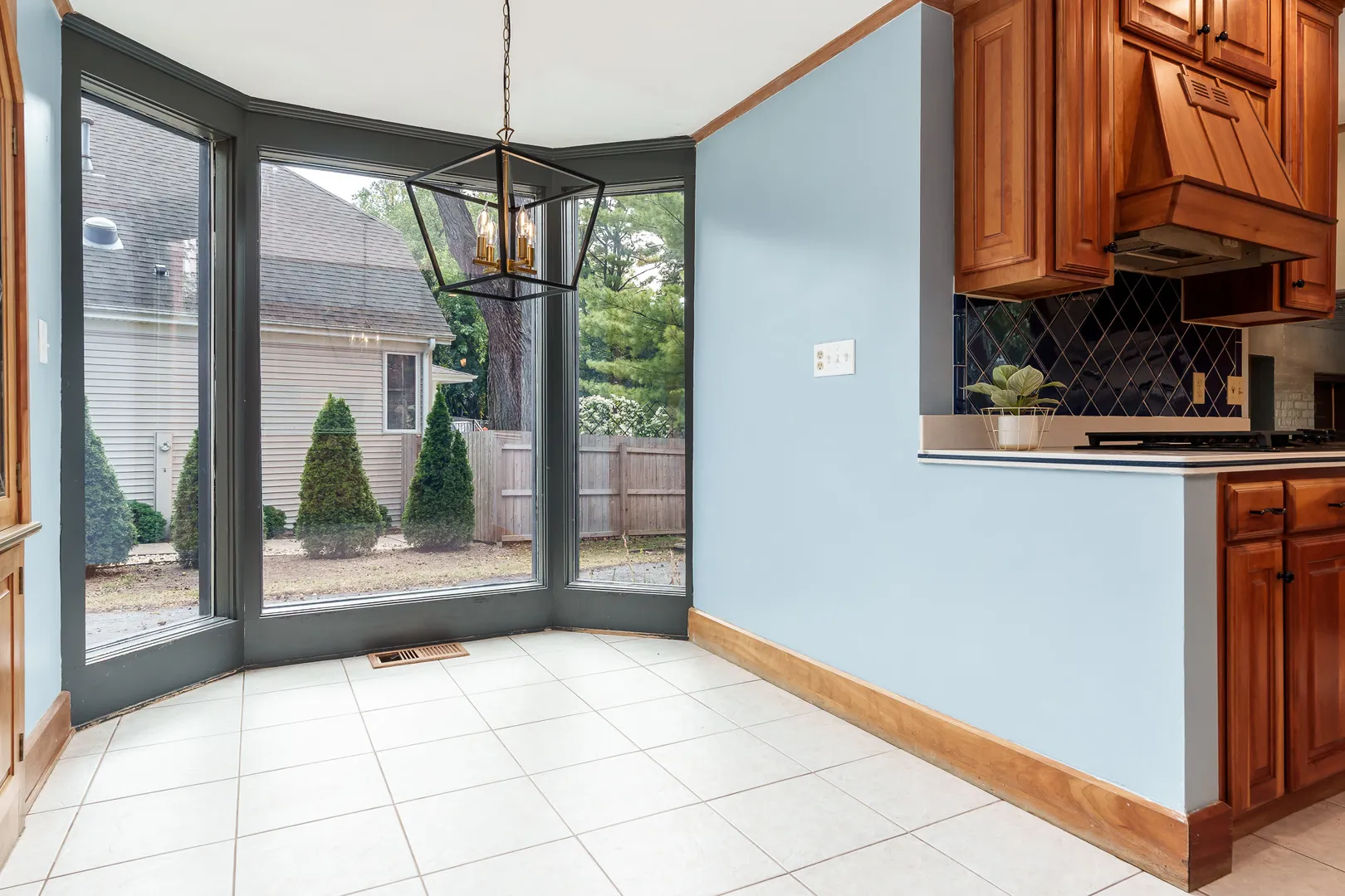 2014 Glenview Road IL