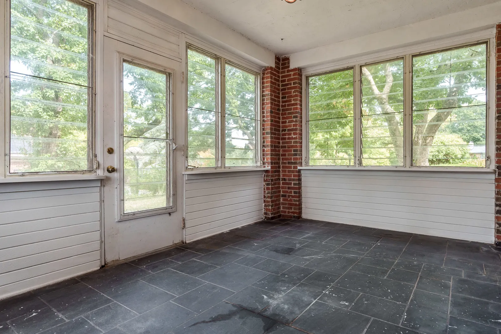2014 Glenview Road IL