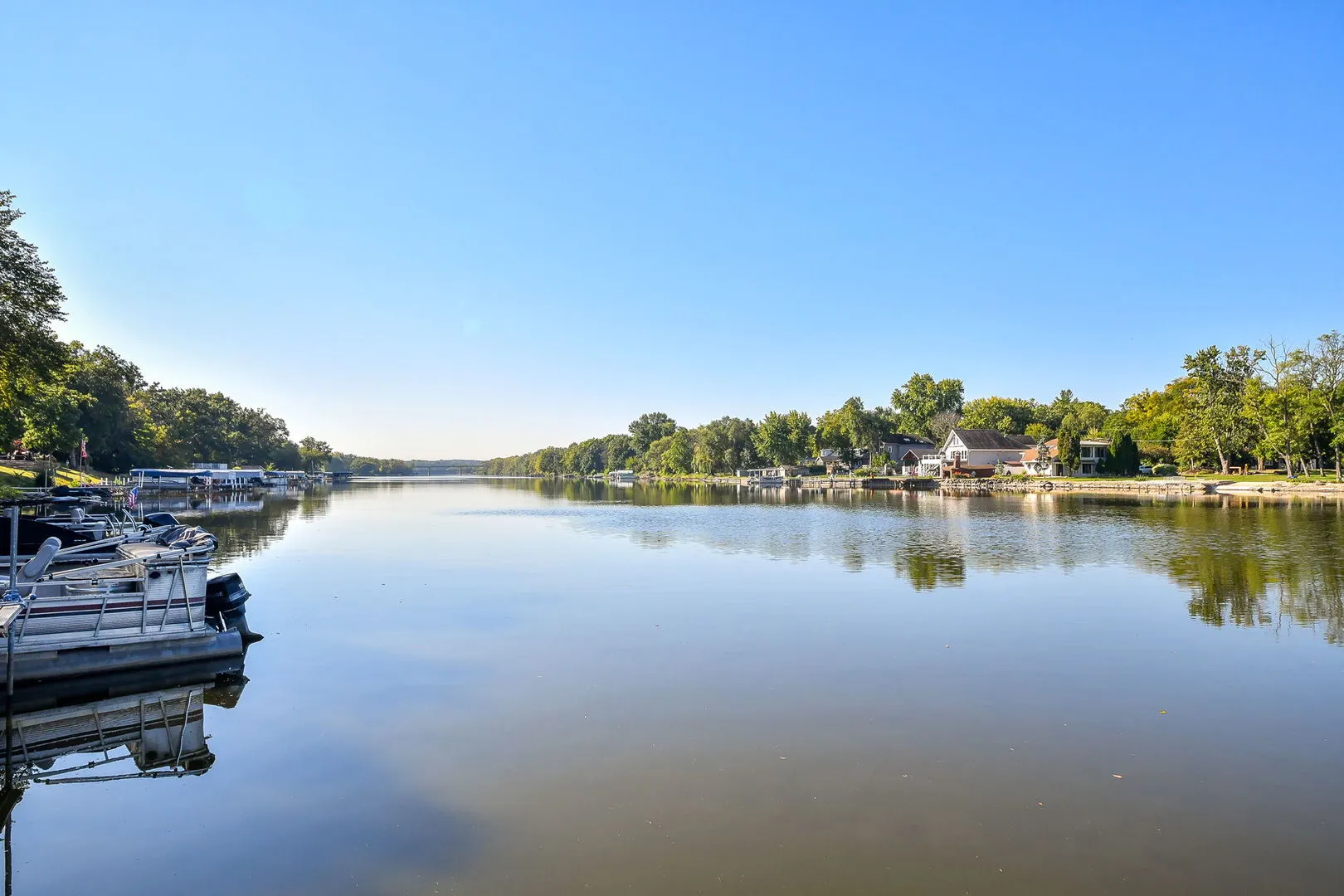 35W486 Fox River Drive IL