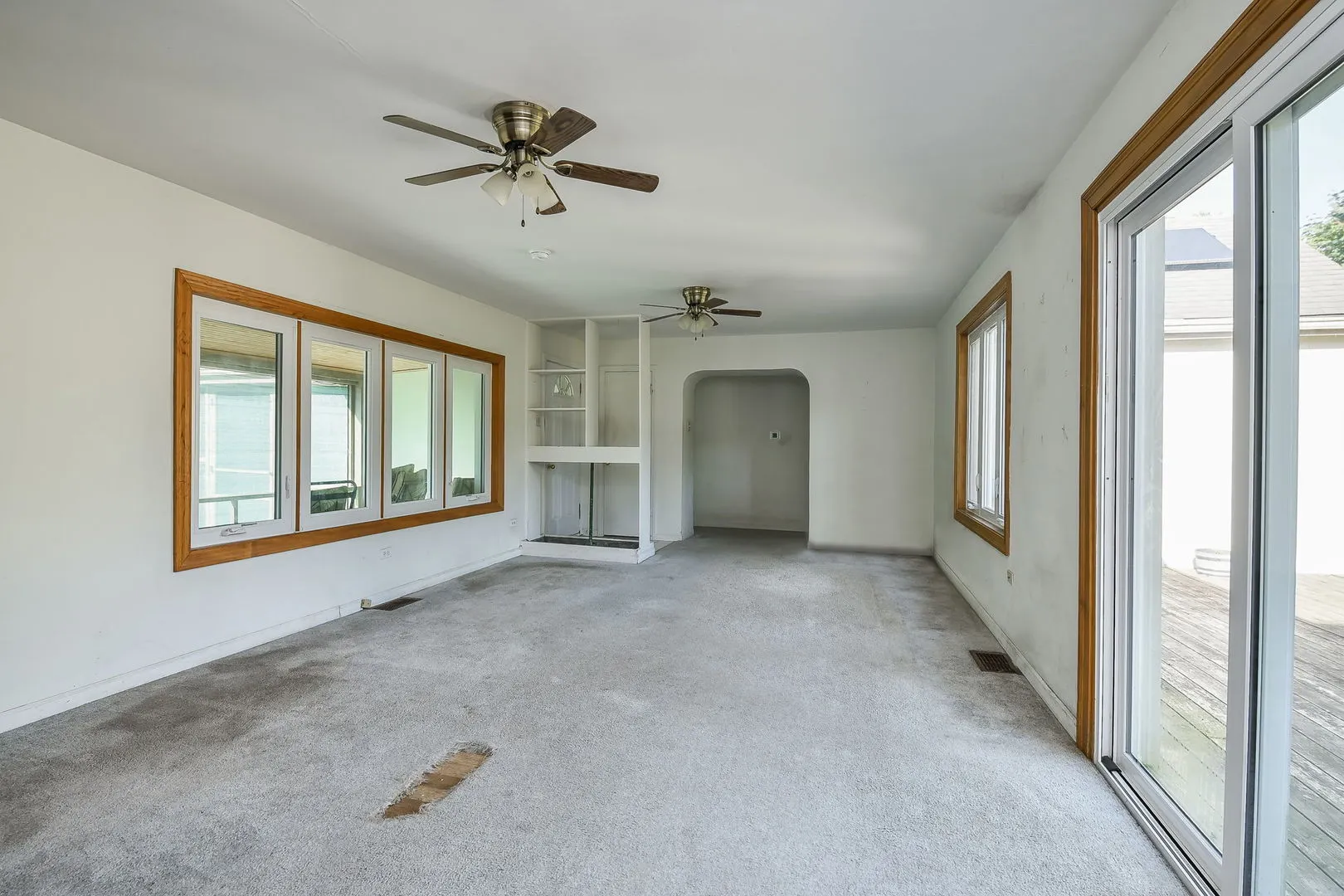 35W486 Fox River Drive IL