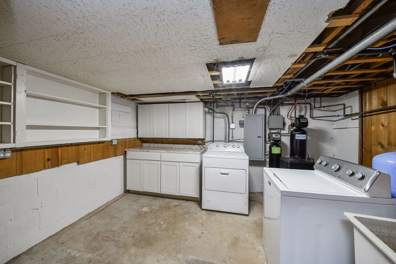 35W486 Fox River Drive IL