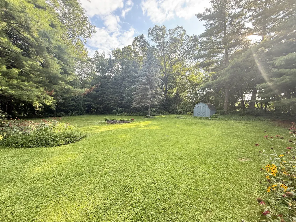 10905 Breezy Lawn Road IL
