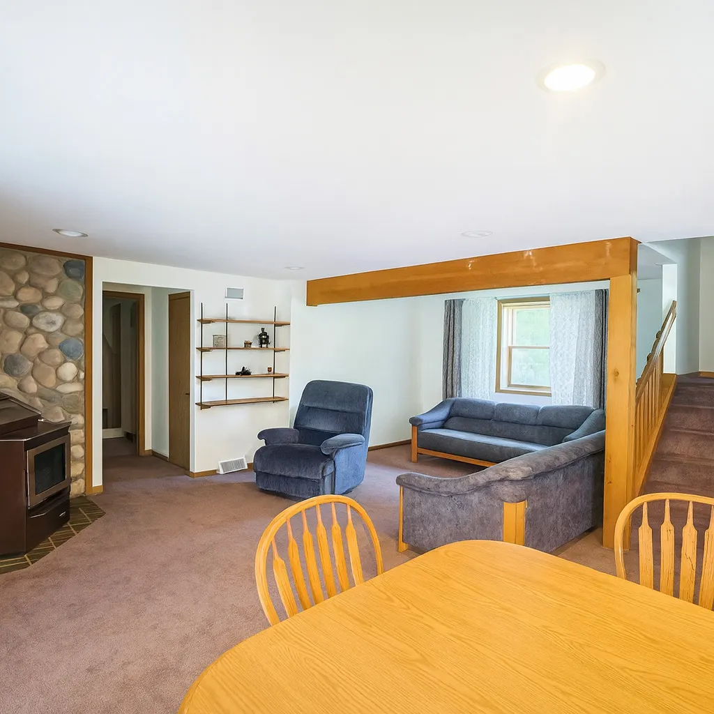 10905 Breezy Lawn Road IL