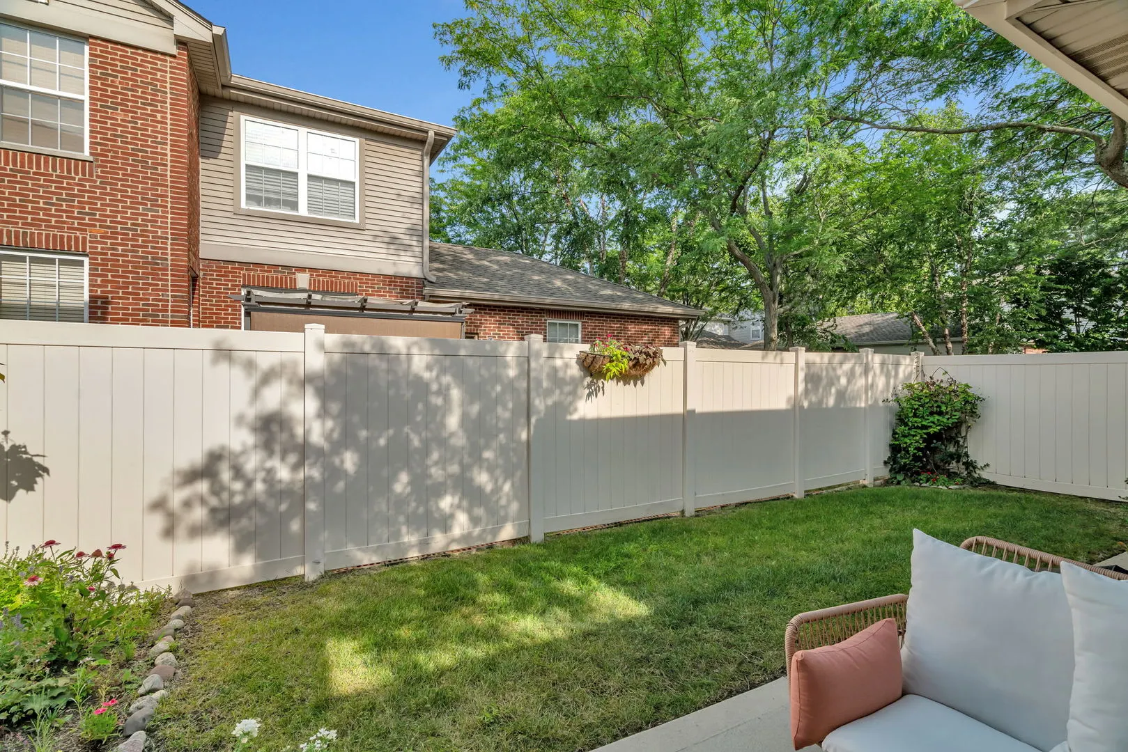 18568 W Point Drive IL