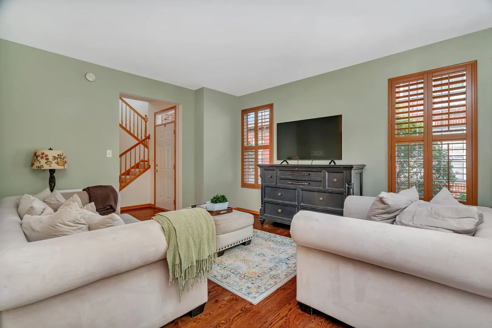 18568 W Point Drive IL