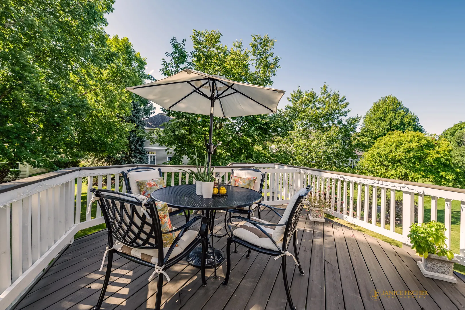 6 Sherwood Court IL