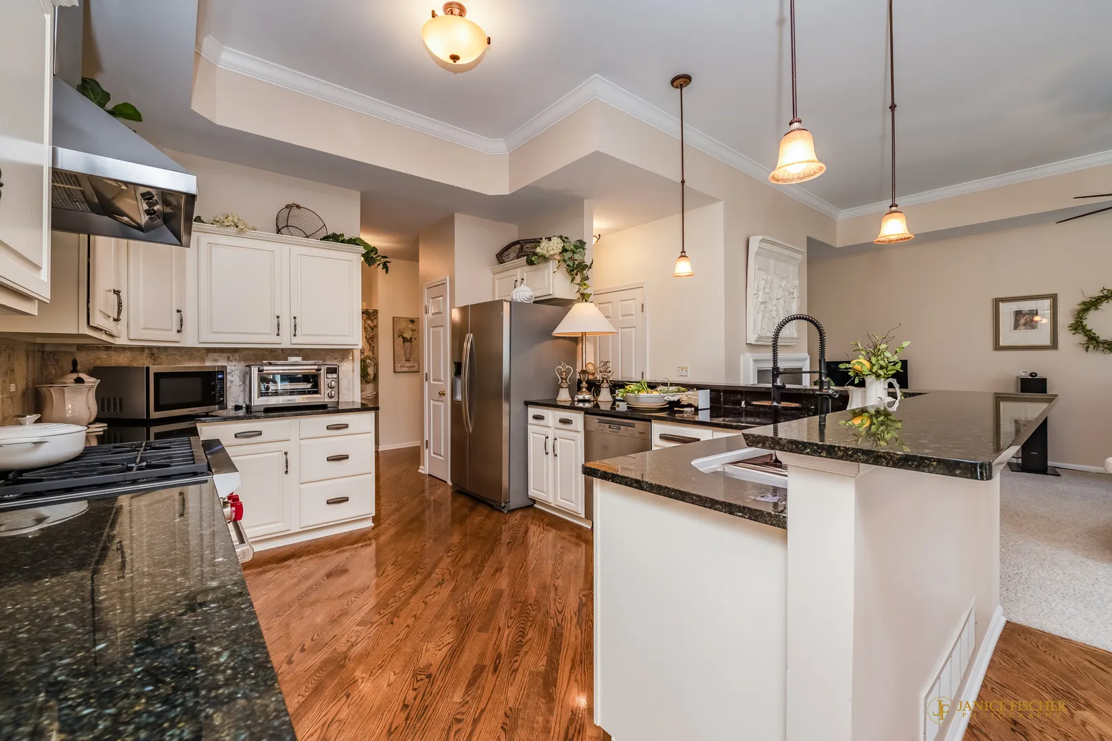 6 Sherwood Court IL