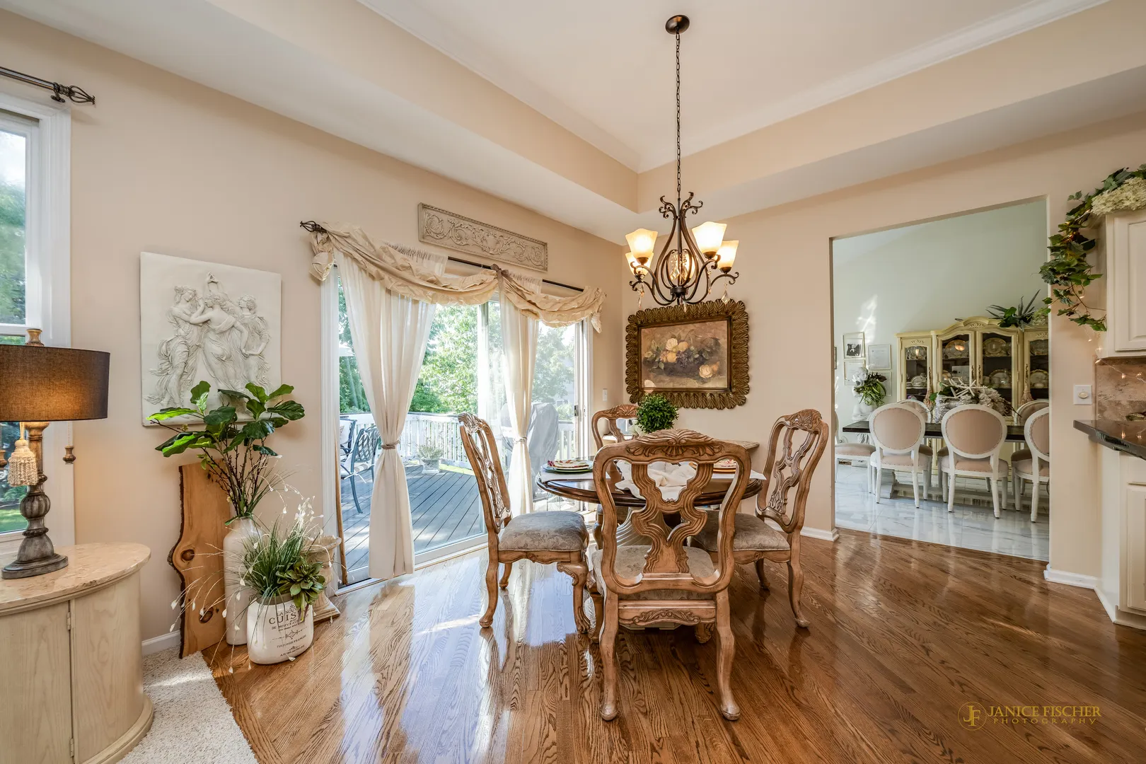 6 Sherwood Court IL