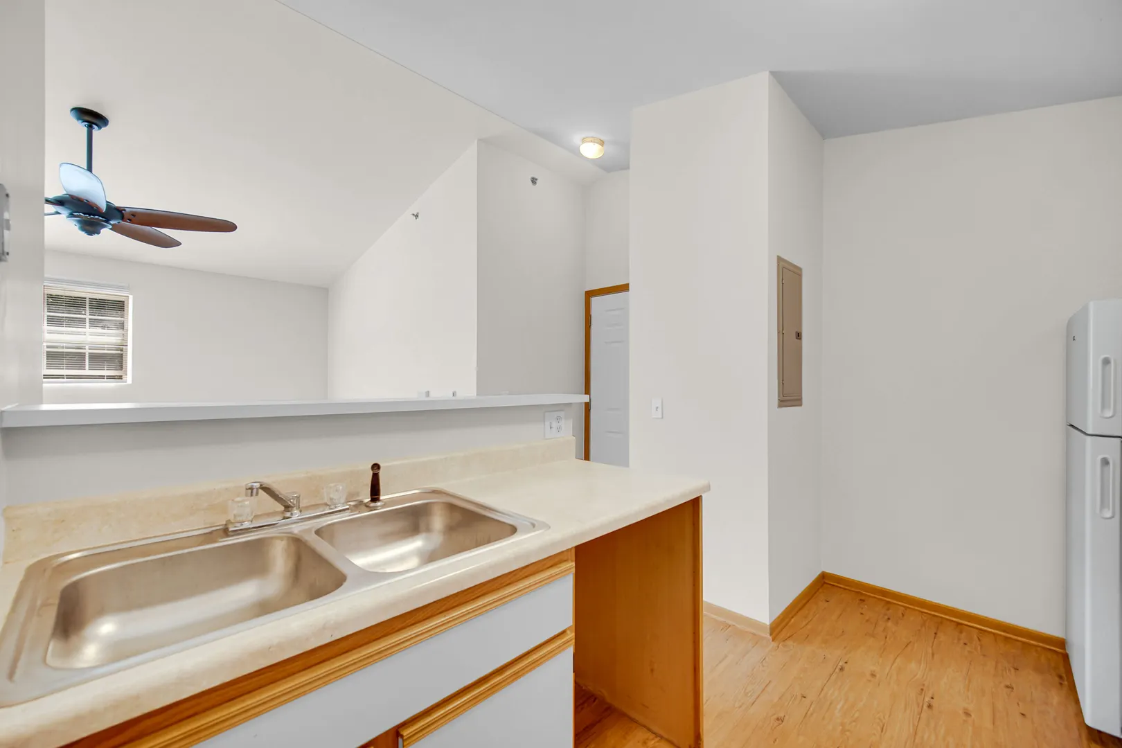 330 cunat Boulevard 3c IL