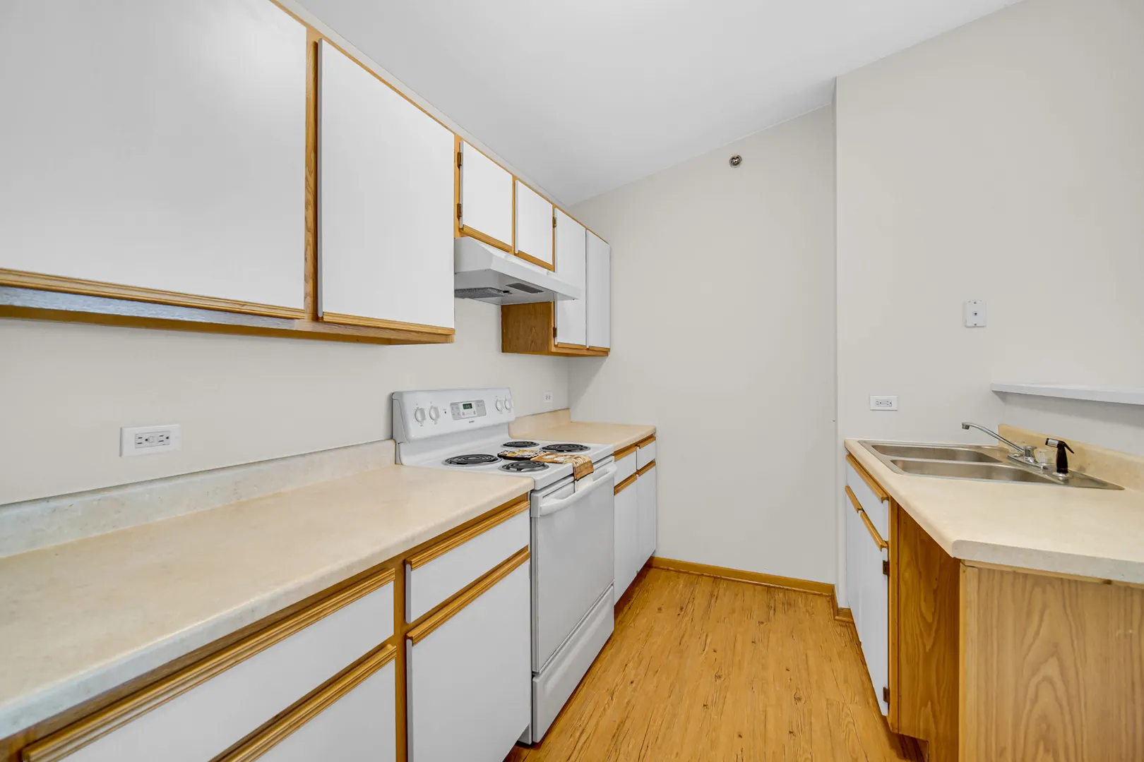 330 cunat Boulevard 3c IL