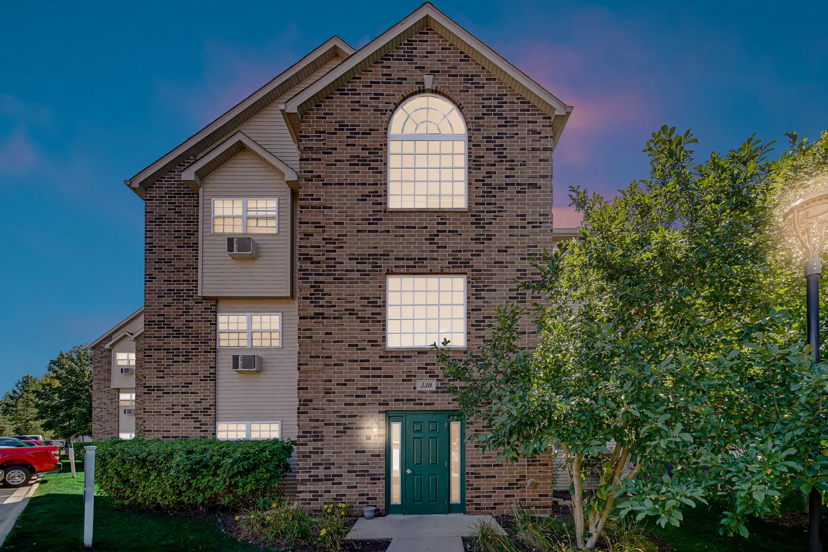 330 cunat Boulevard 3c IL