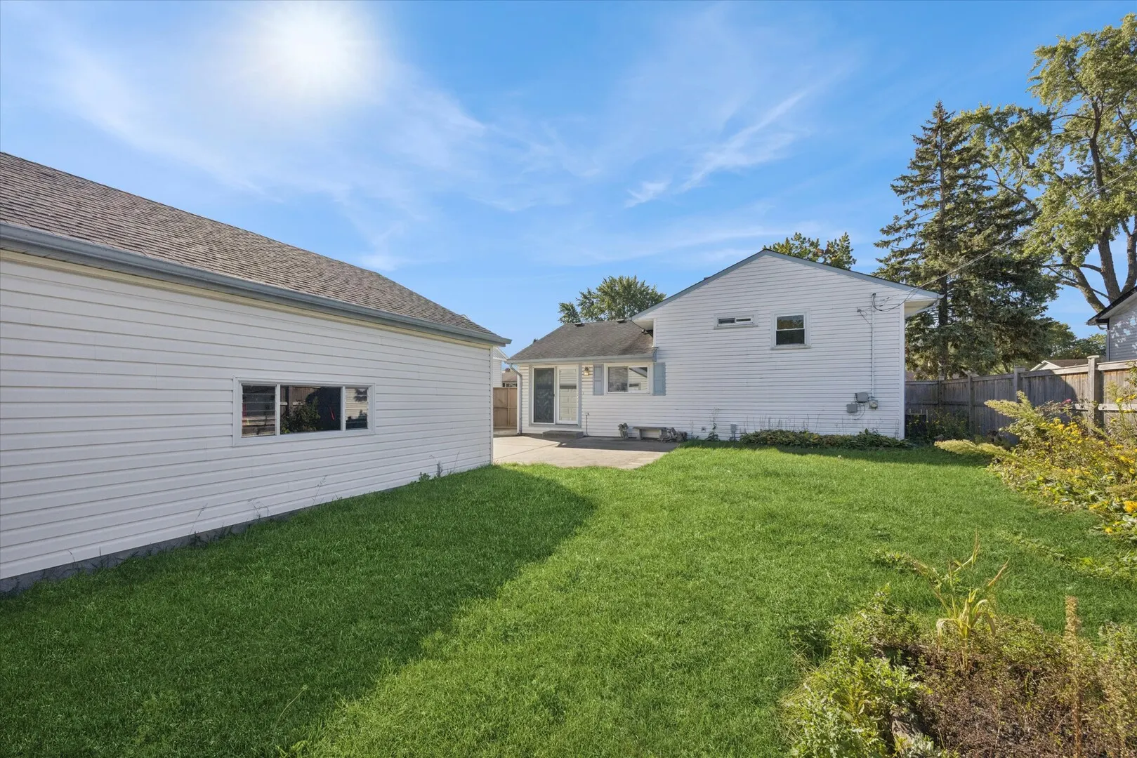 68 W Altgeld Avenue IL