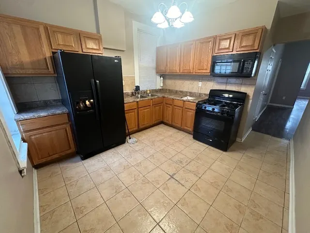 7134 S University Avenue S IL