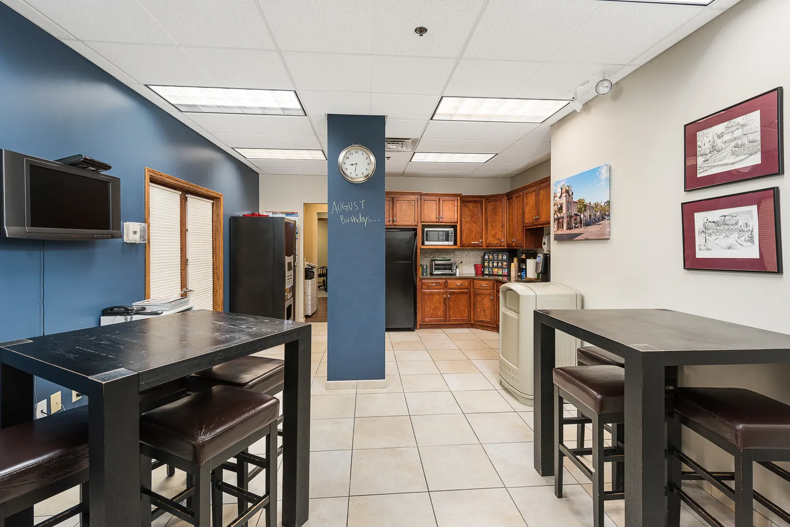 2272 95th Street 200 IL