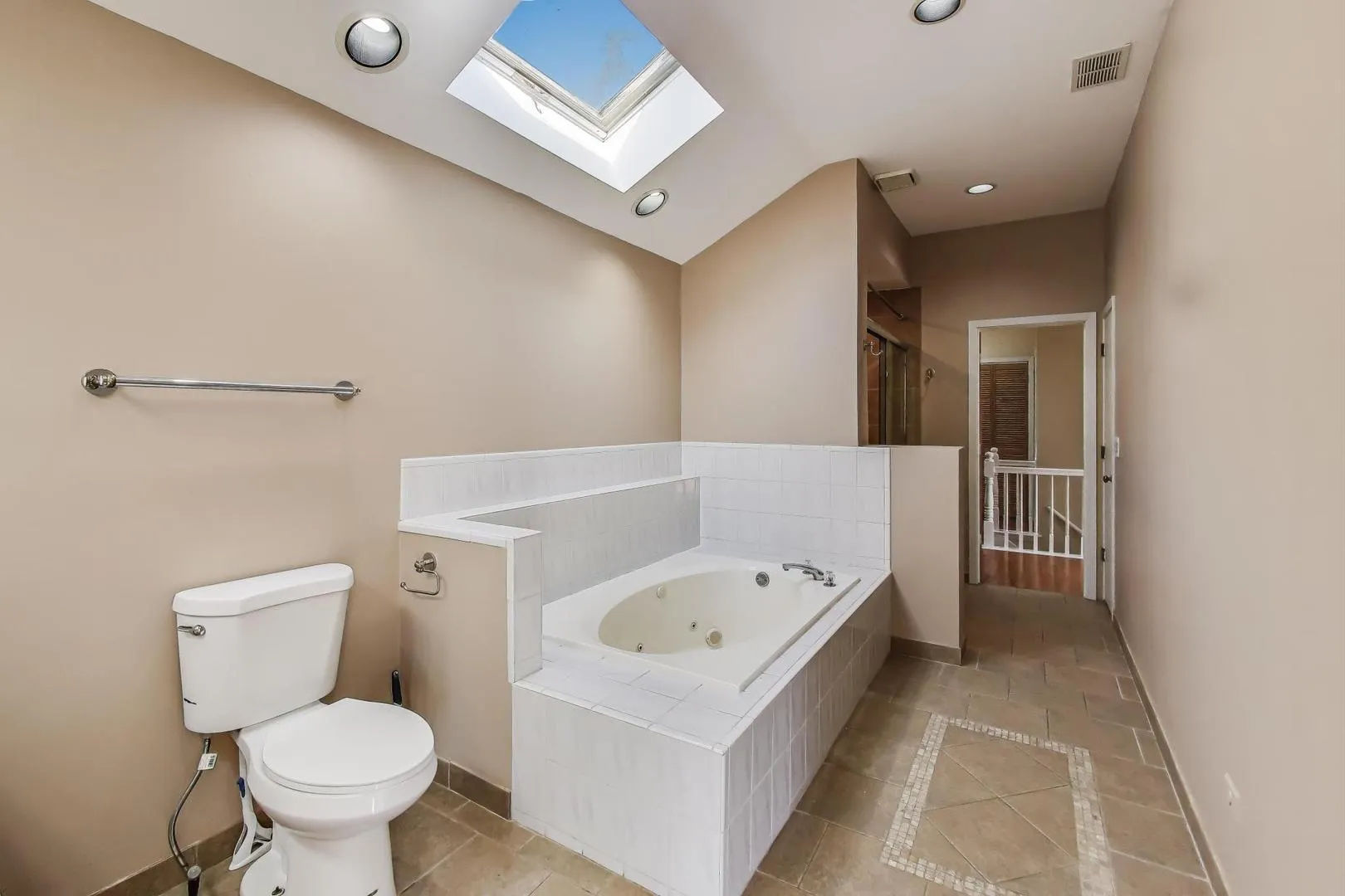 135 E 55 TH Street IL